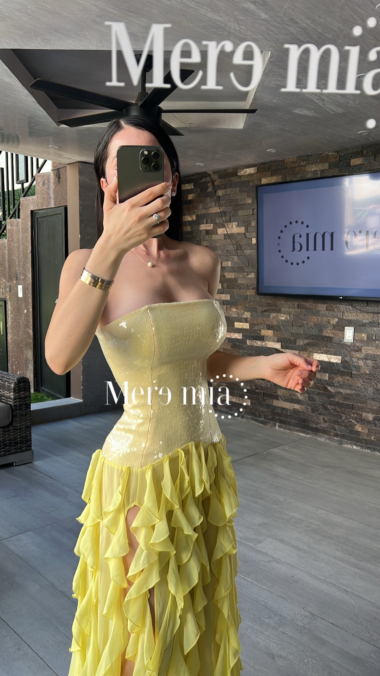 Vestido lent olanes largo