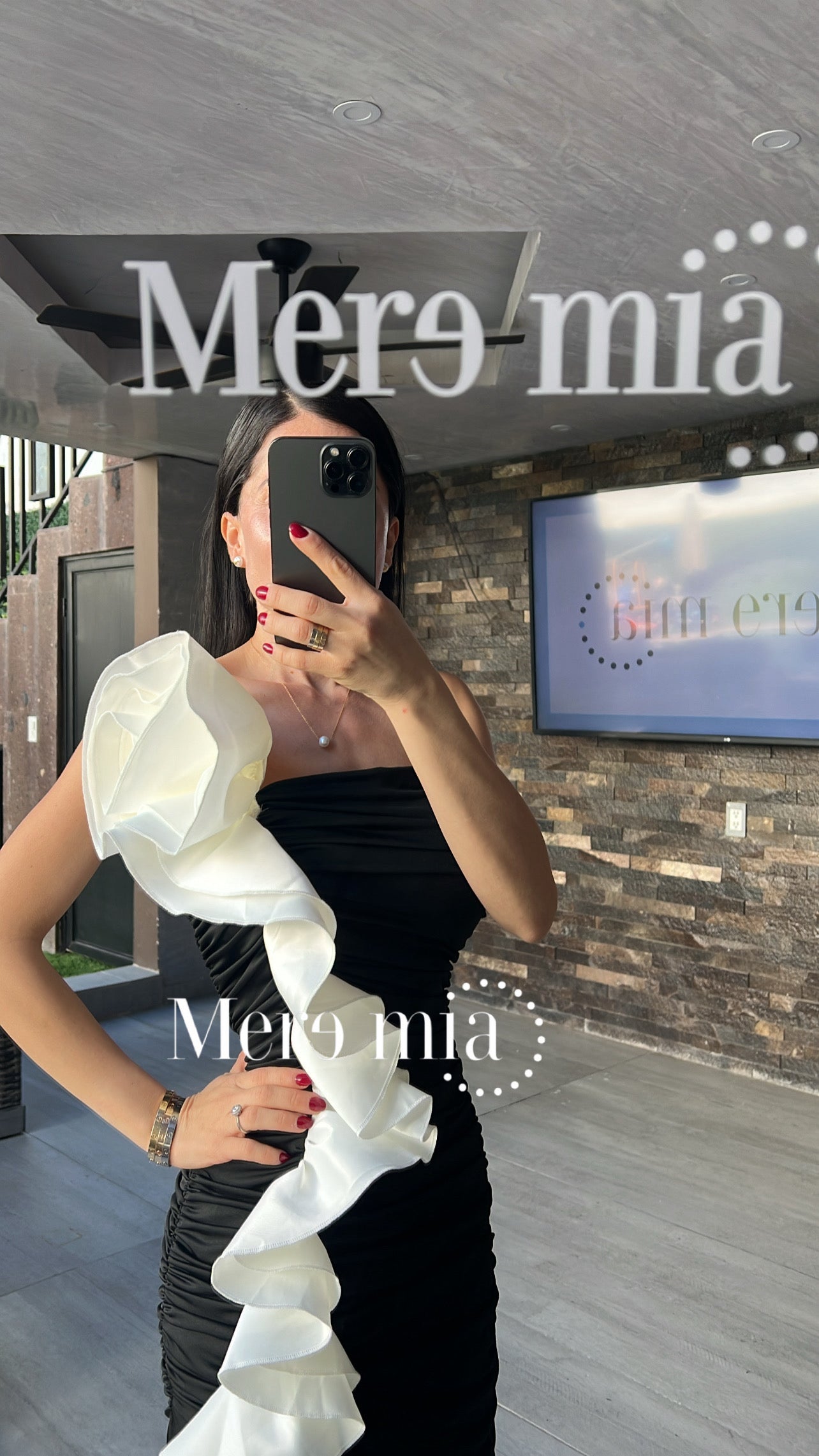 Vestido negro esc blanca