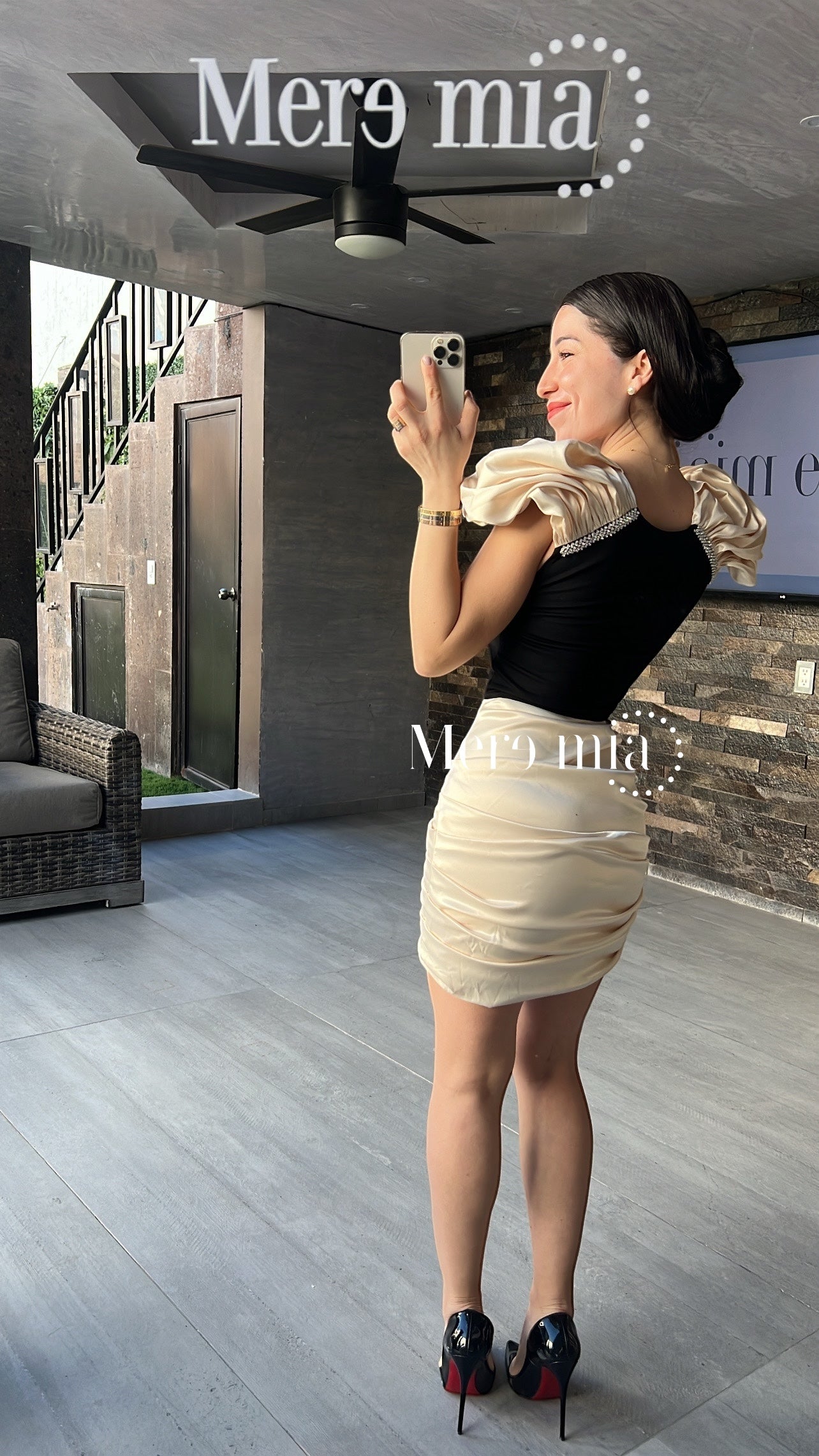 Vestido negro perla plisado