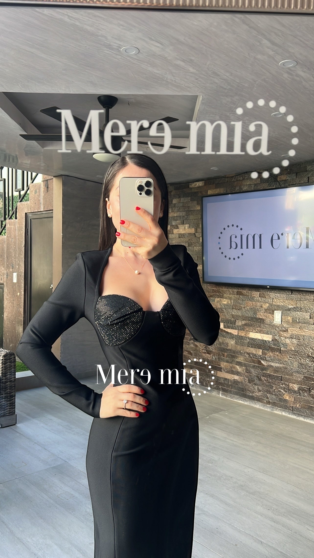 Vestido negro manga larga