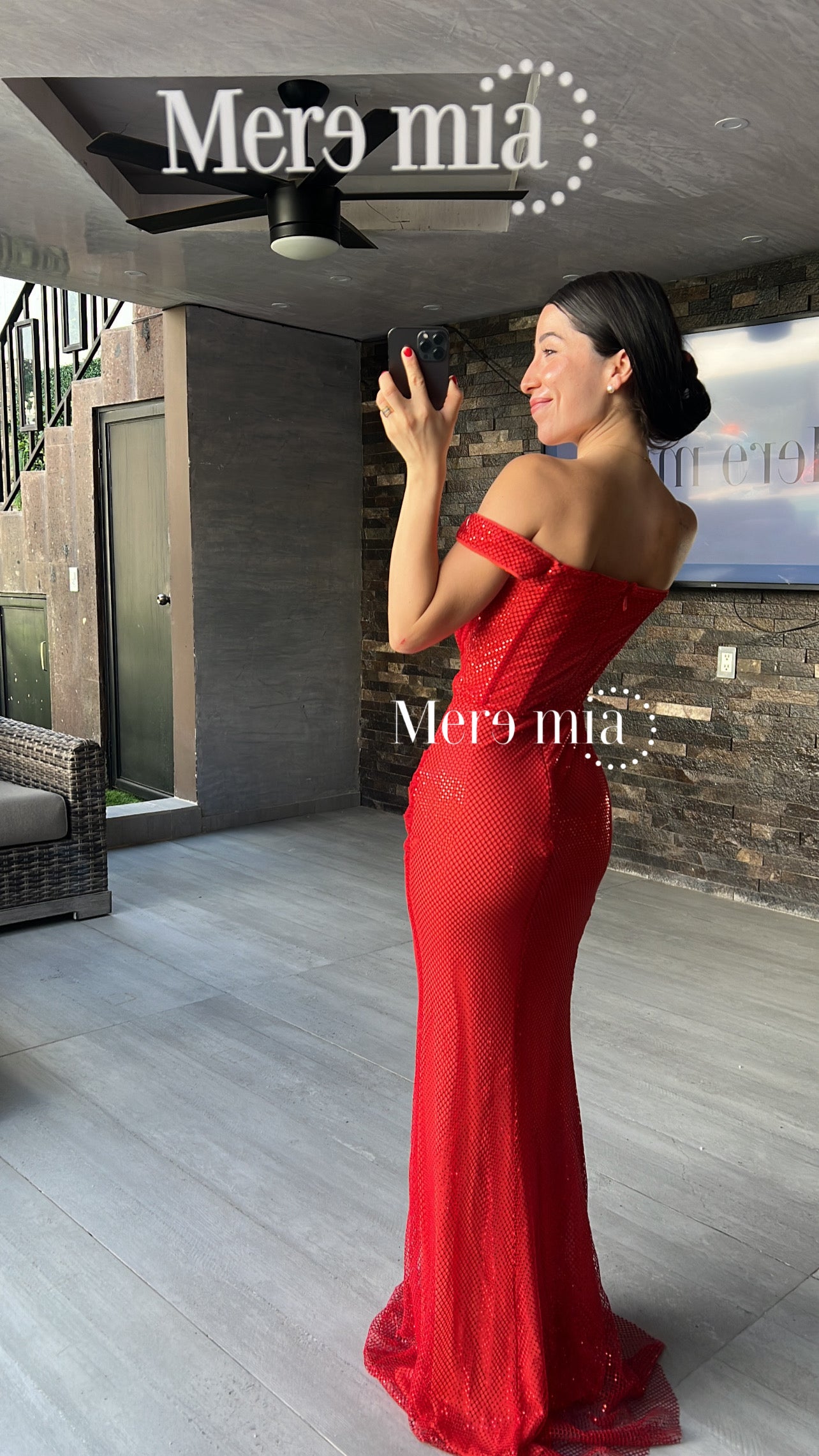 Vestido rojo espejos puntos