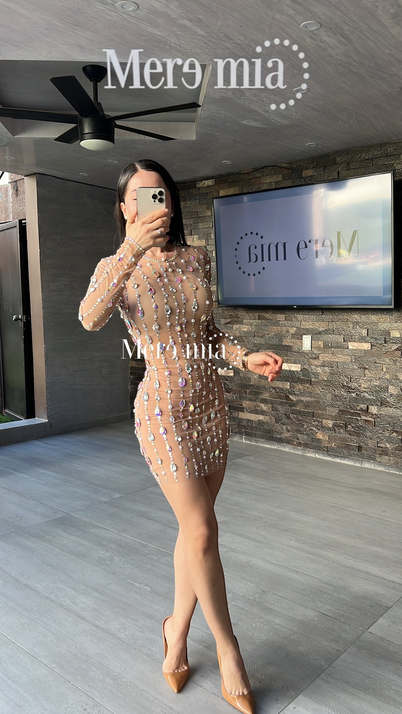 Vestido nude aplicaciones