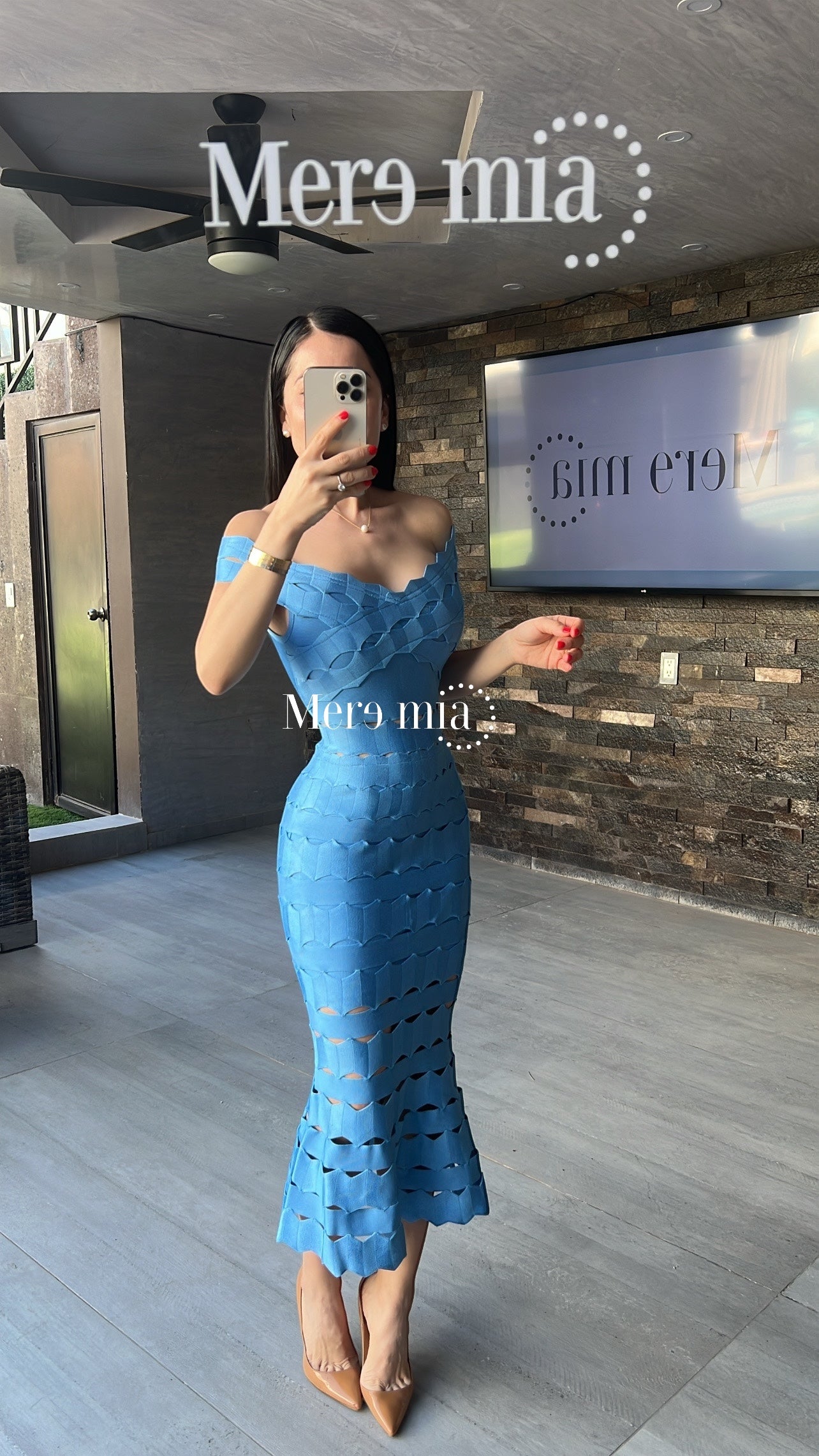 Vestido azul ruff hombros