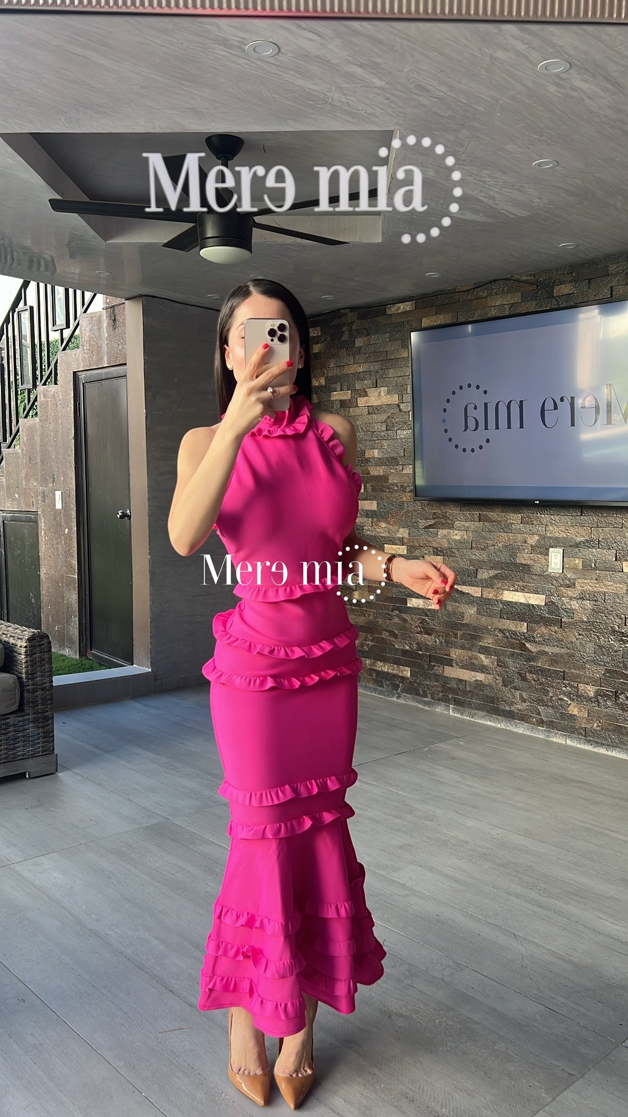 Vestido fucsia esc olanes