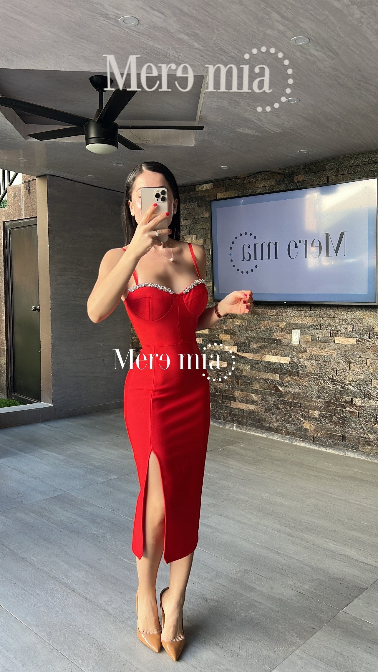 Vestido rojo copa brillos