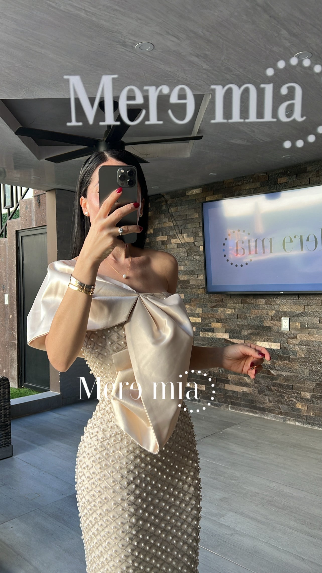 Vestido beige perlas sat