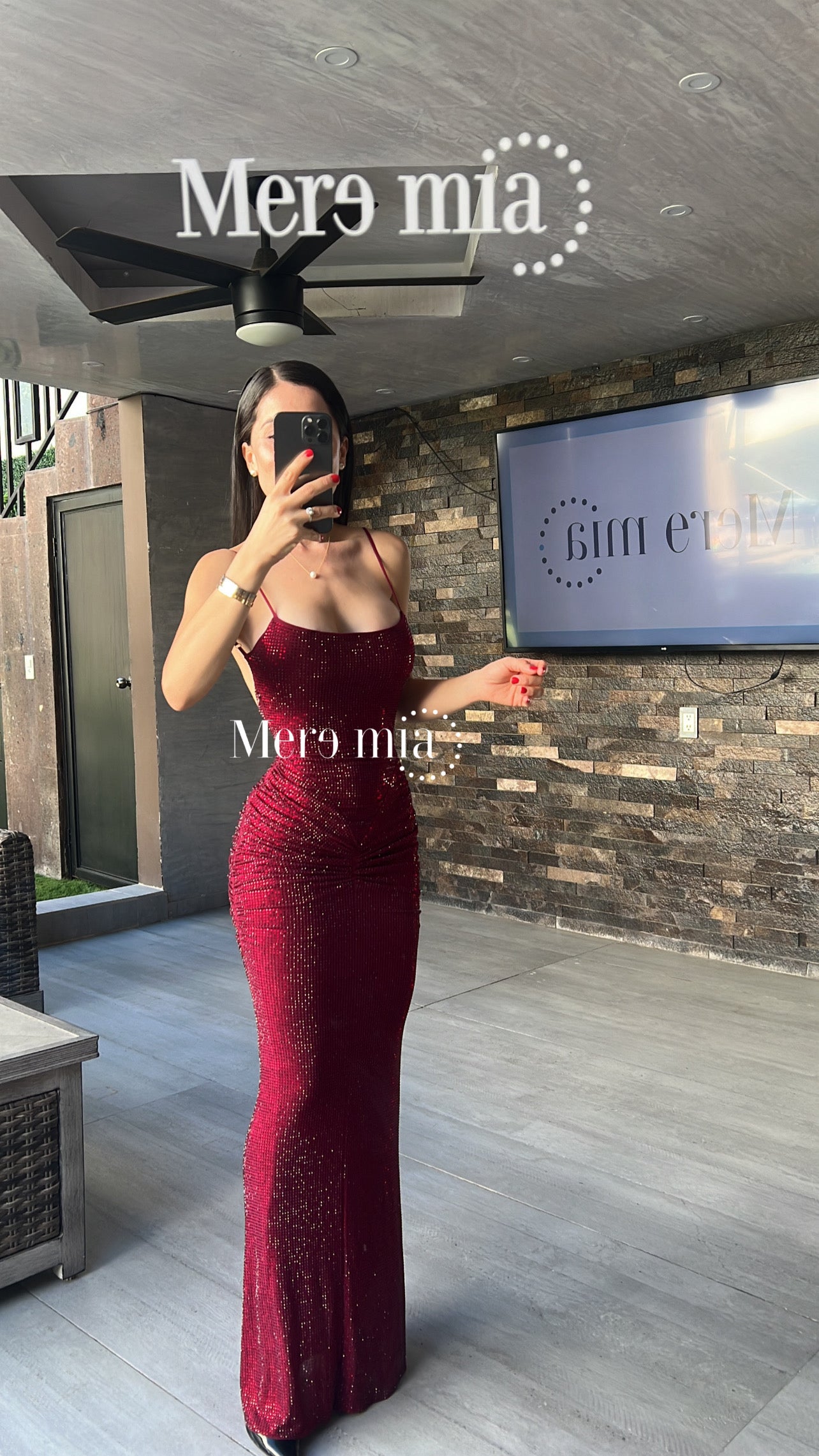 Vestido tinto puntos nudo