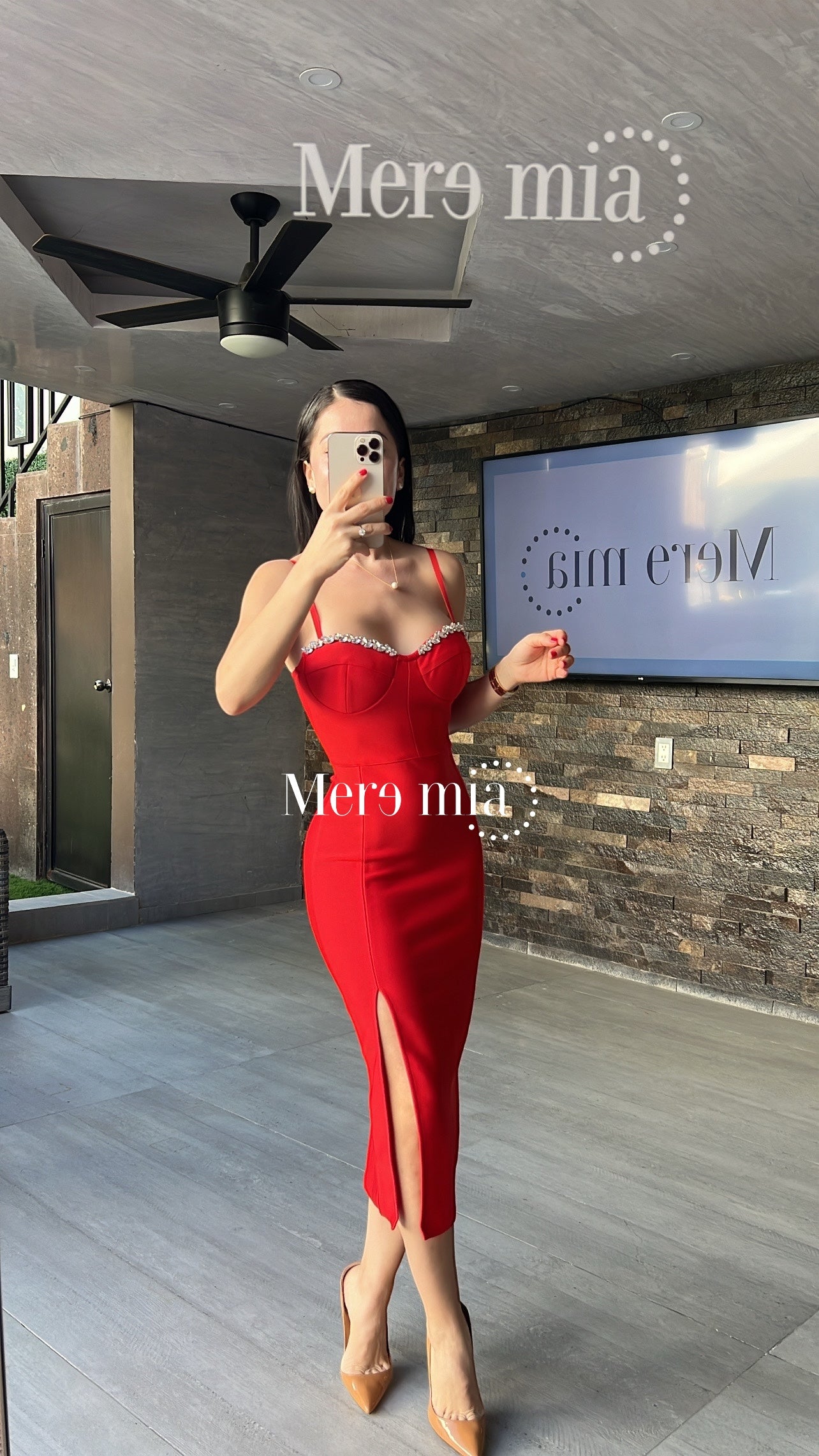 Vestido rojo copa brillos
