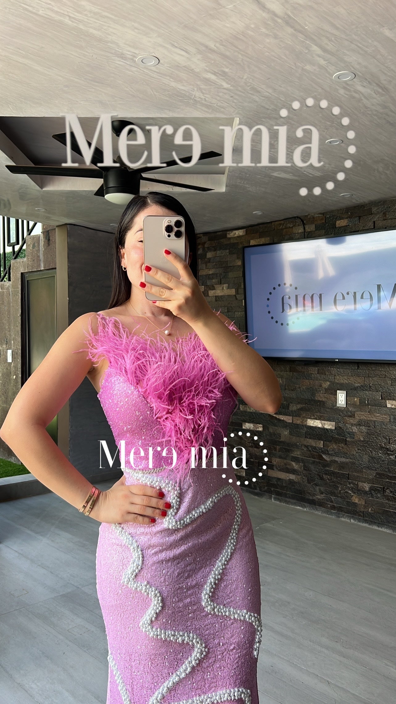 Vestido lila plumas plata