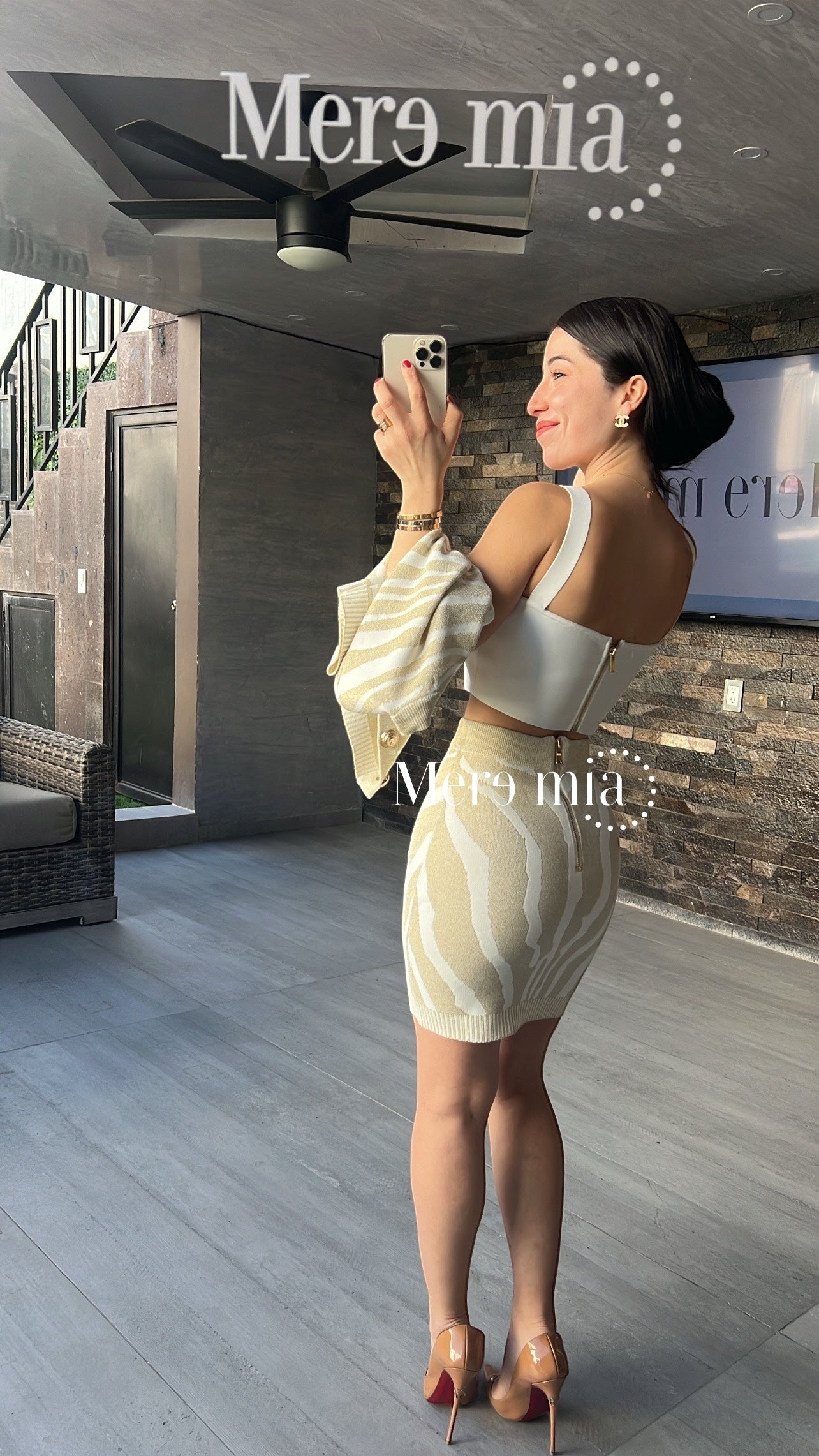 Conjunto nude/blanco botones