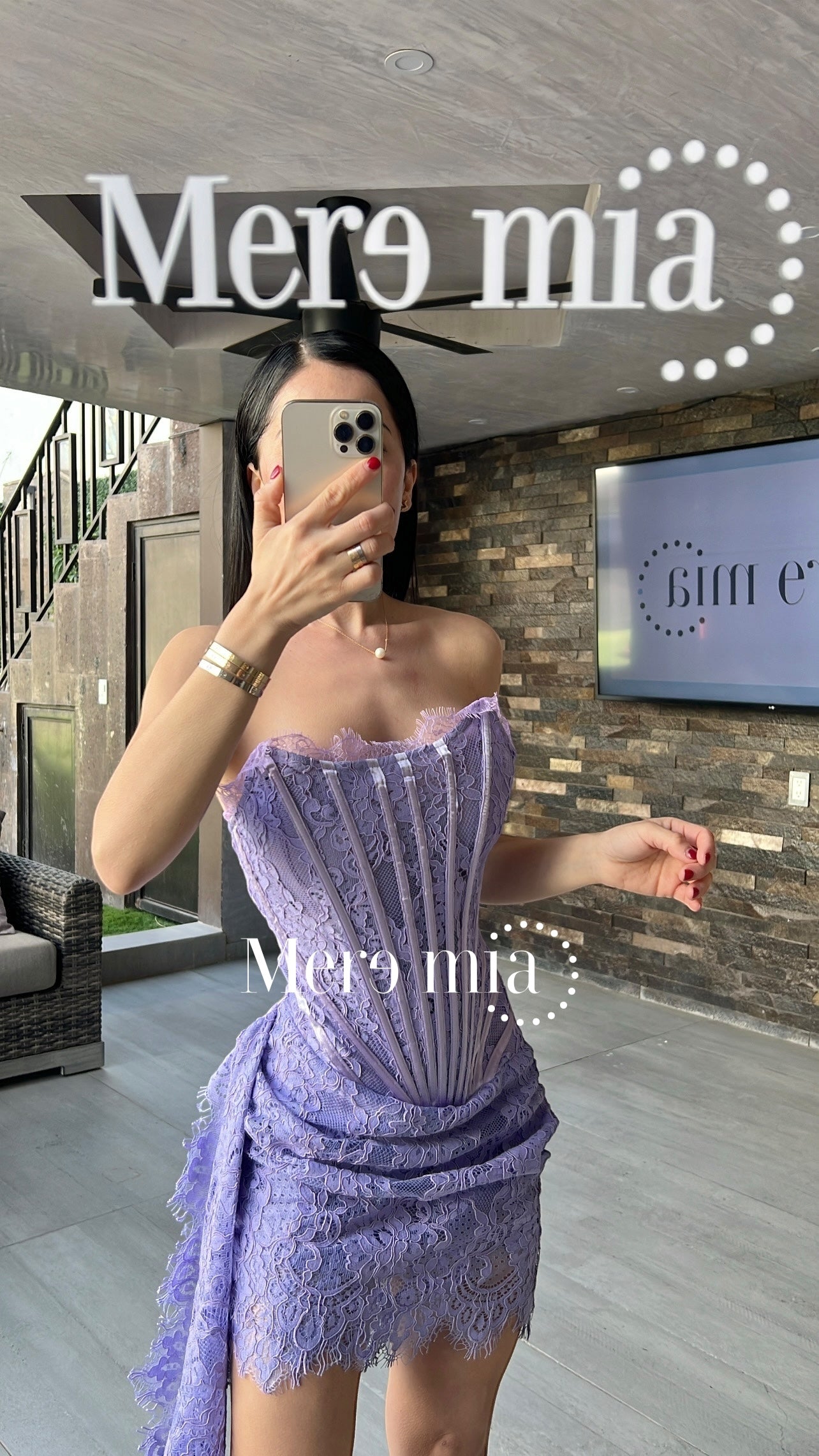 Vestido encaje corto