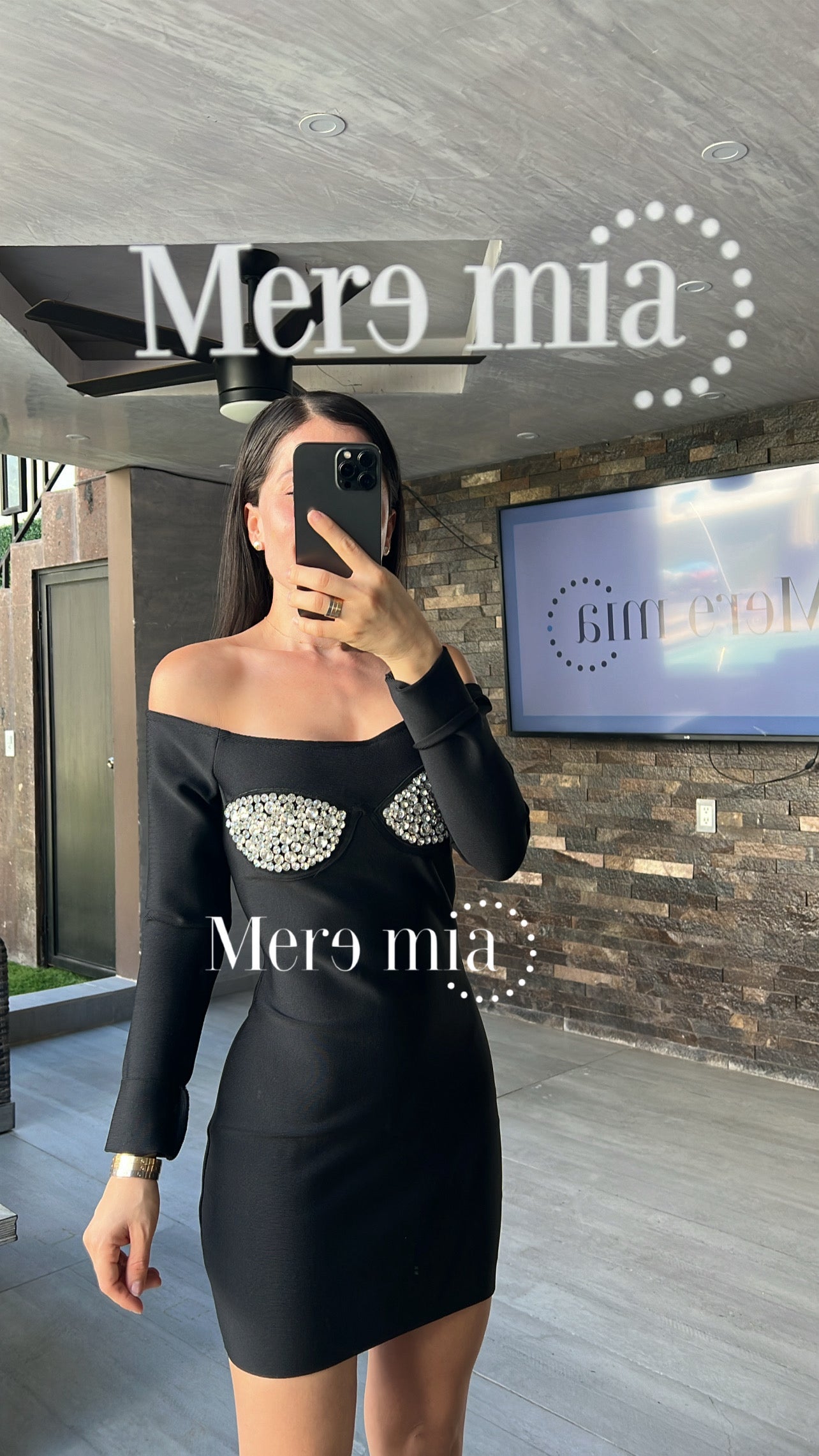 Vestido negro hombros lent cop