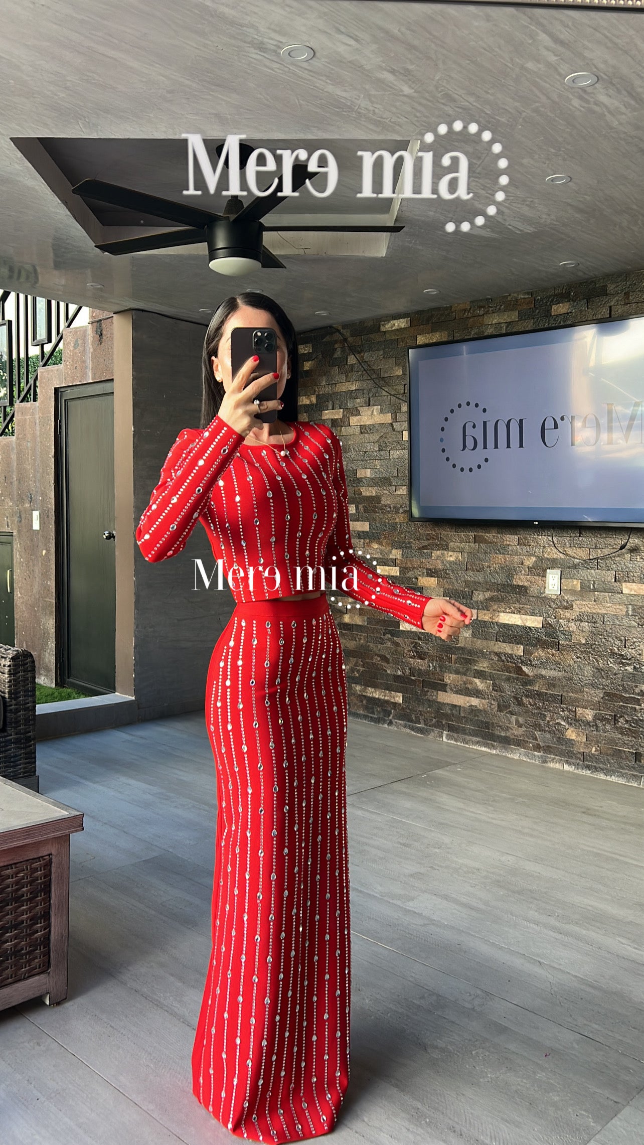 Conjunto rojo puntos ml