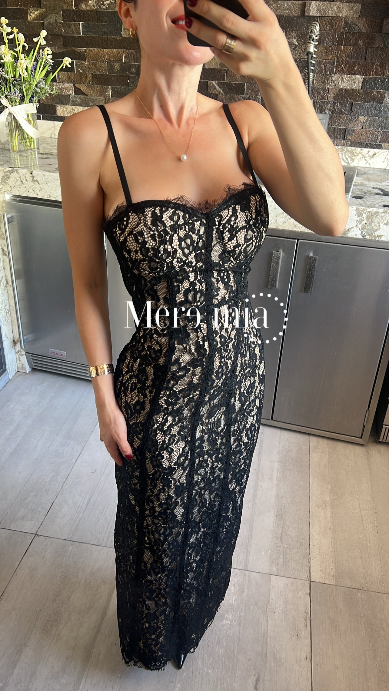 Vestido encaje midi