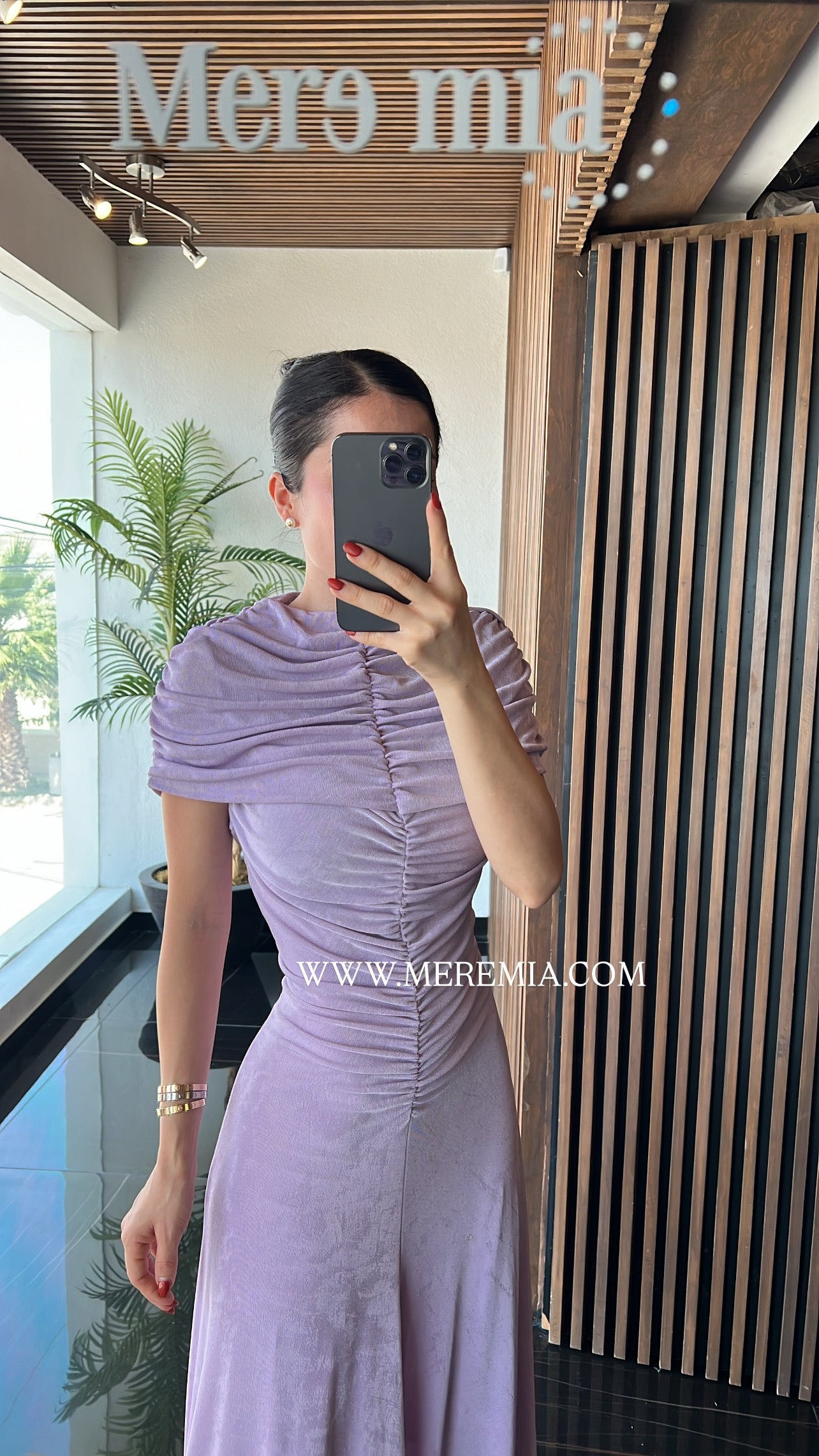 Vestido chal plisado cuello