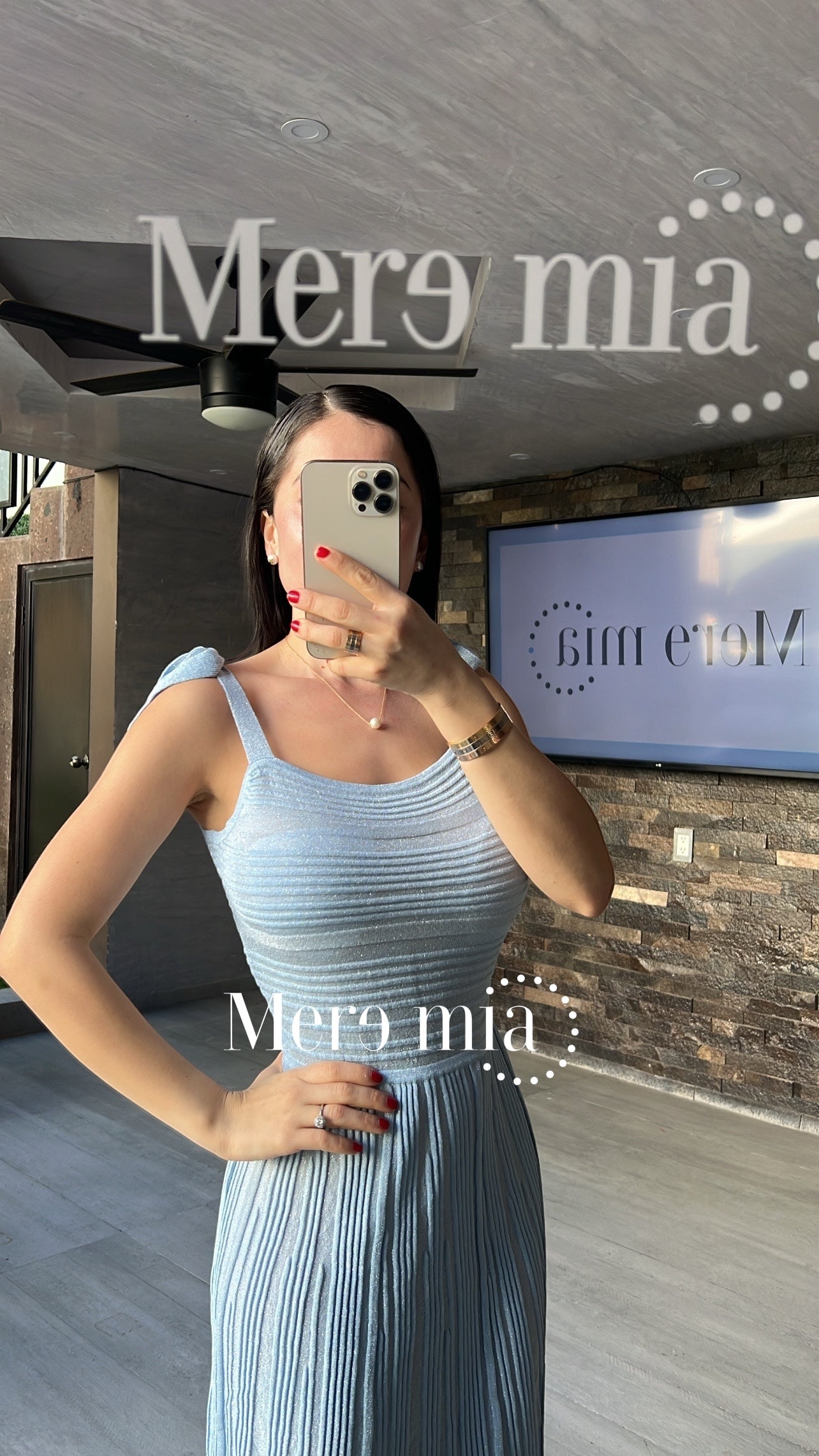 Vestido azul plisado