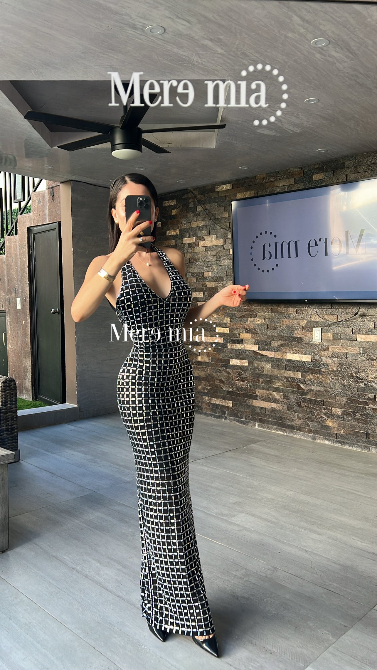 Vestido negro halter plata V