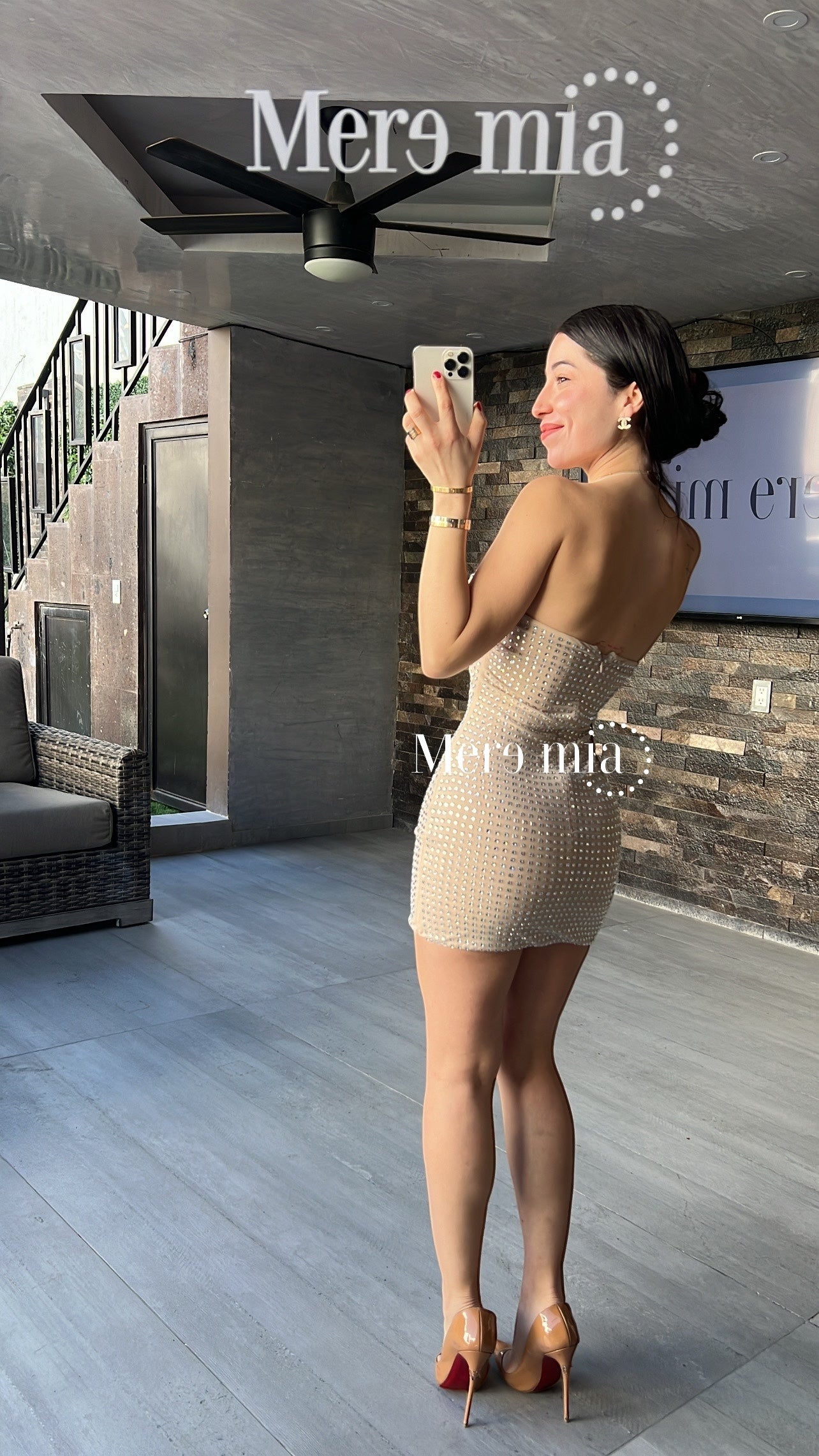 Vestido nude corto cuadros