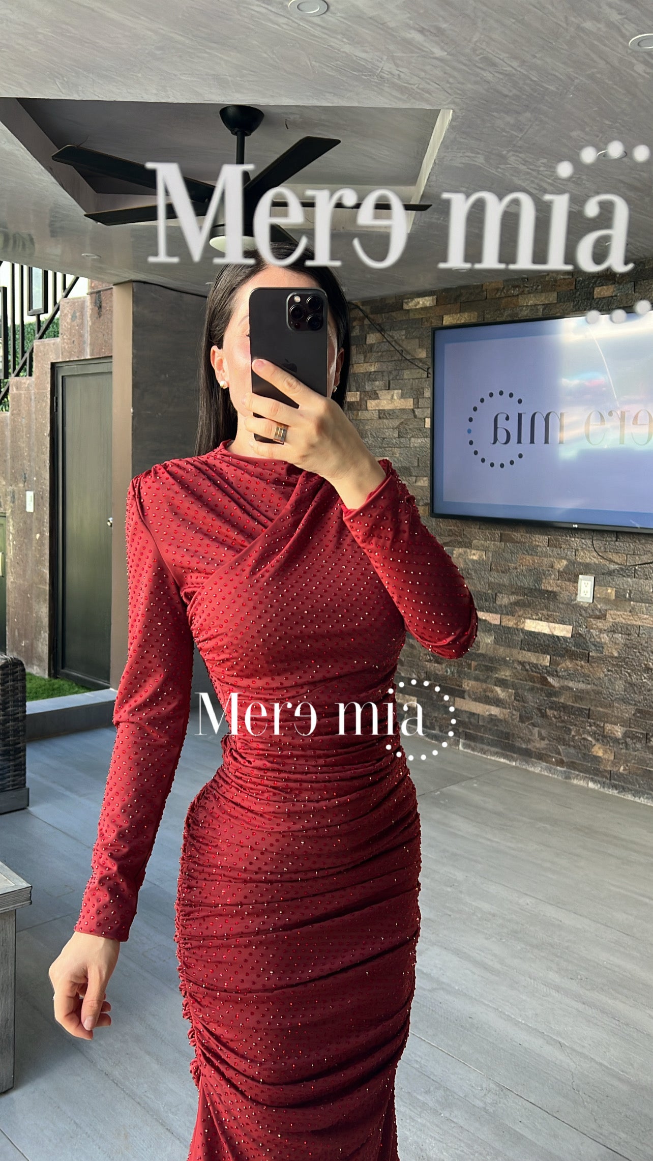 Vestido tinto puntos