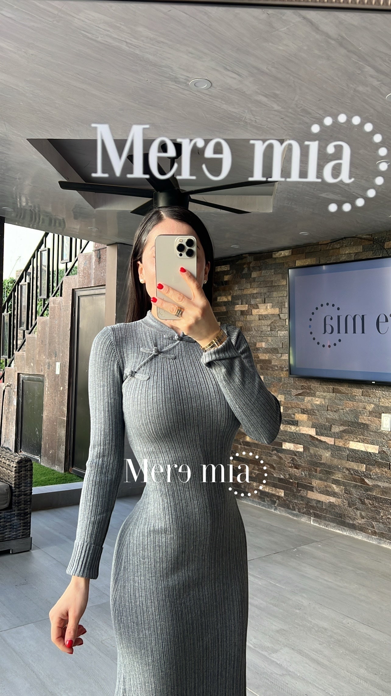 Vestido gris rayado moños