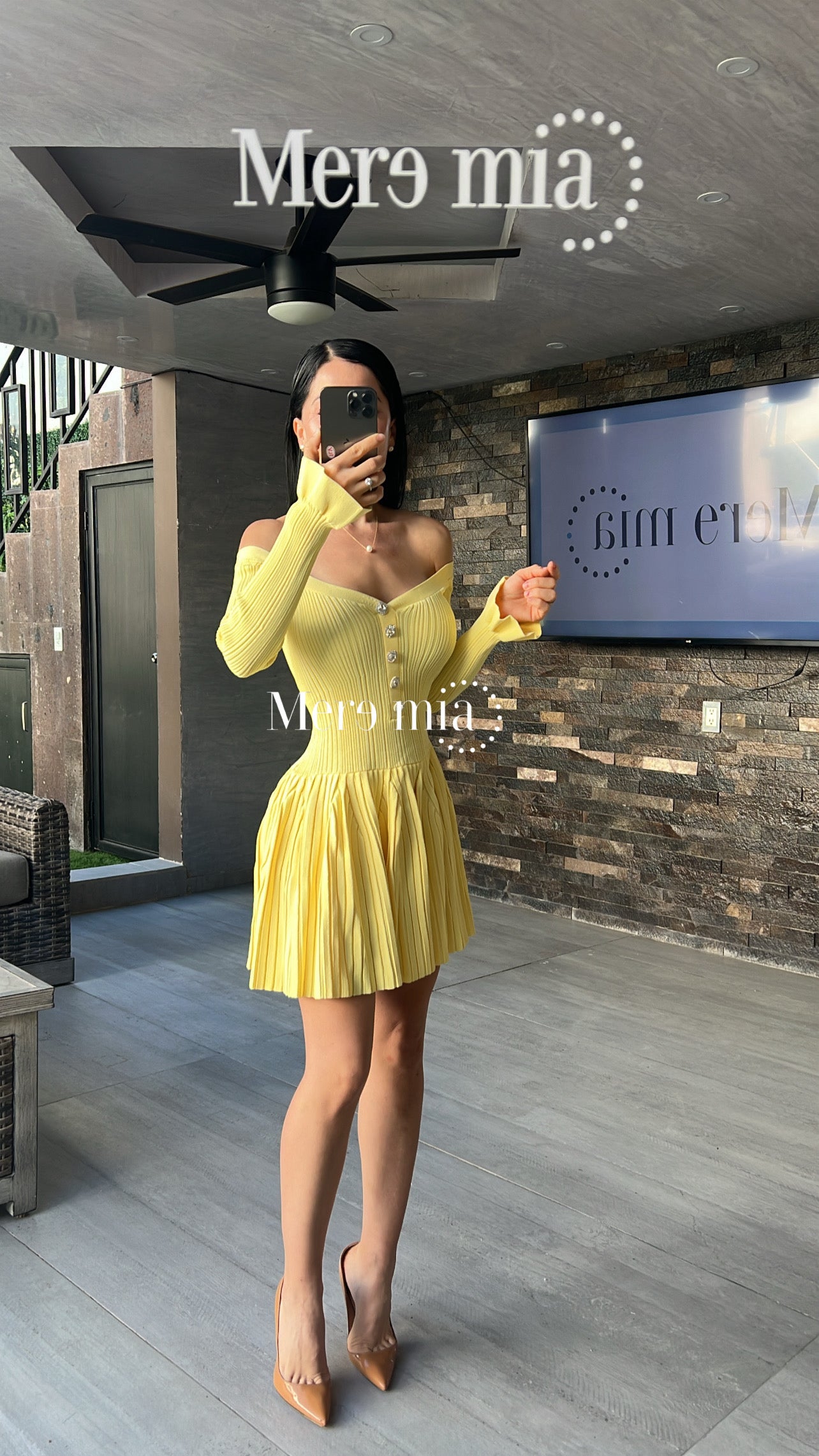 Vestido amarillo rayado olanes