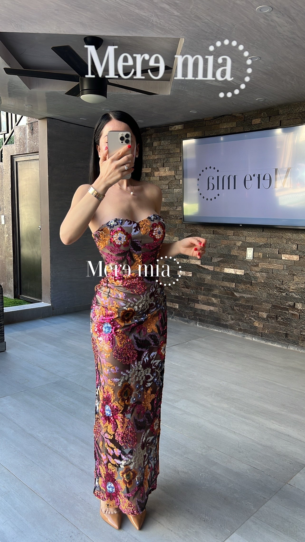 Vestido strapples flores