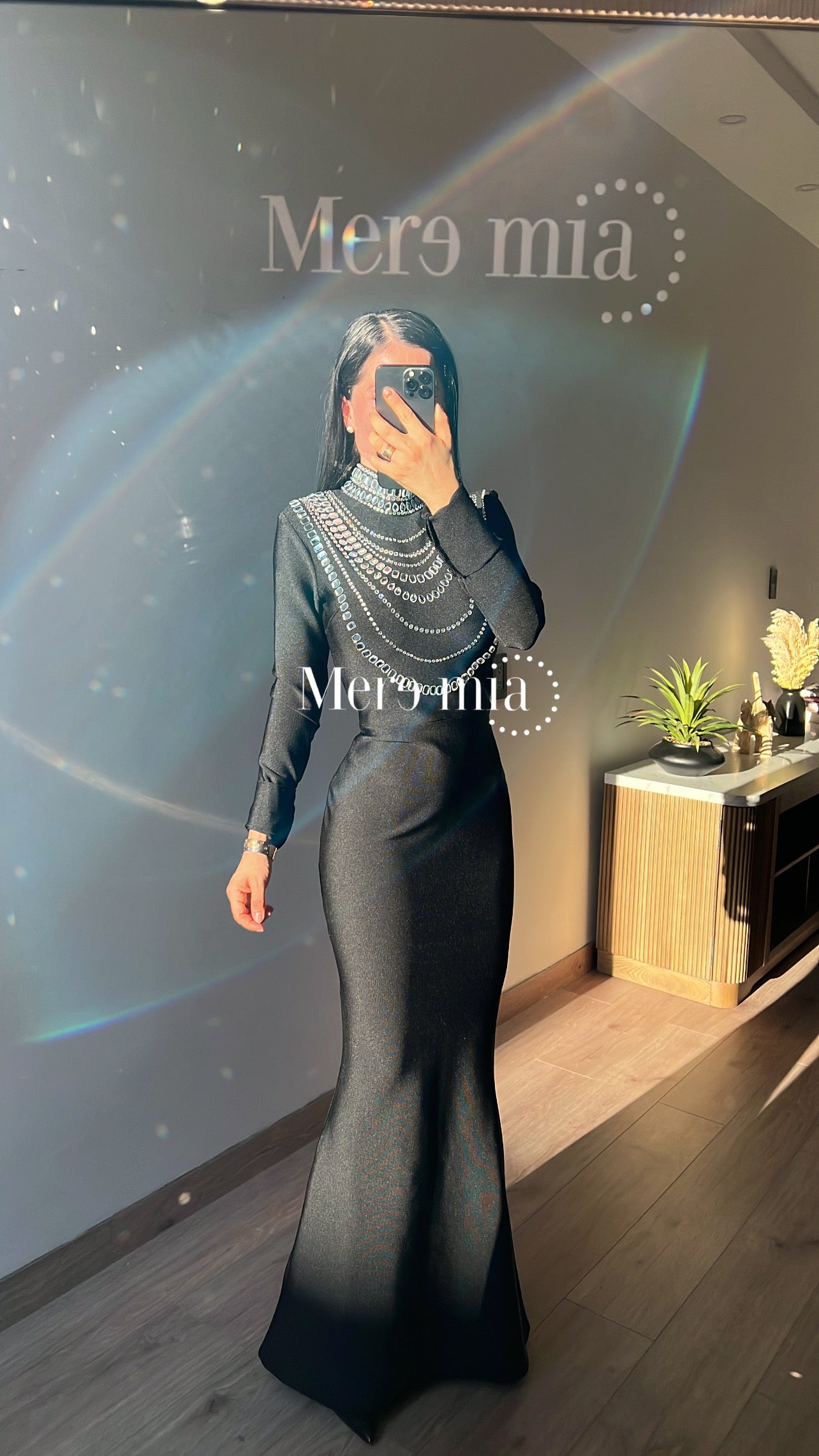 Vestido negro collar cuello