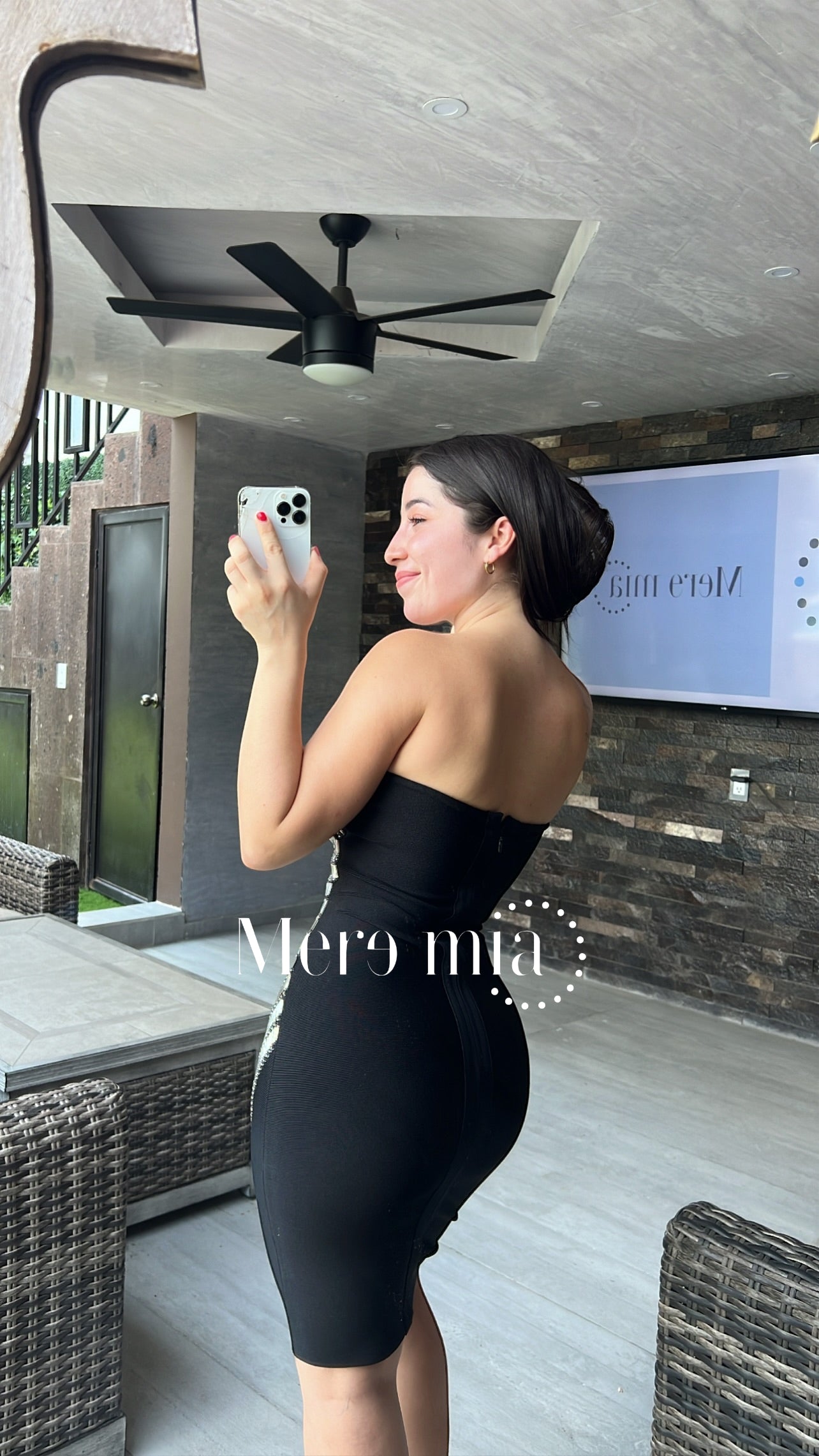 Vestido negro strapples