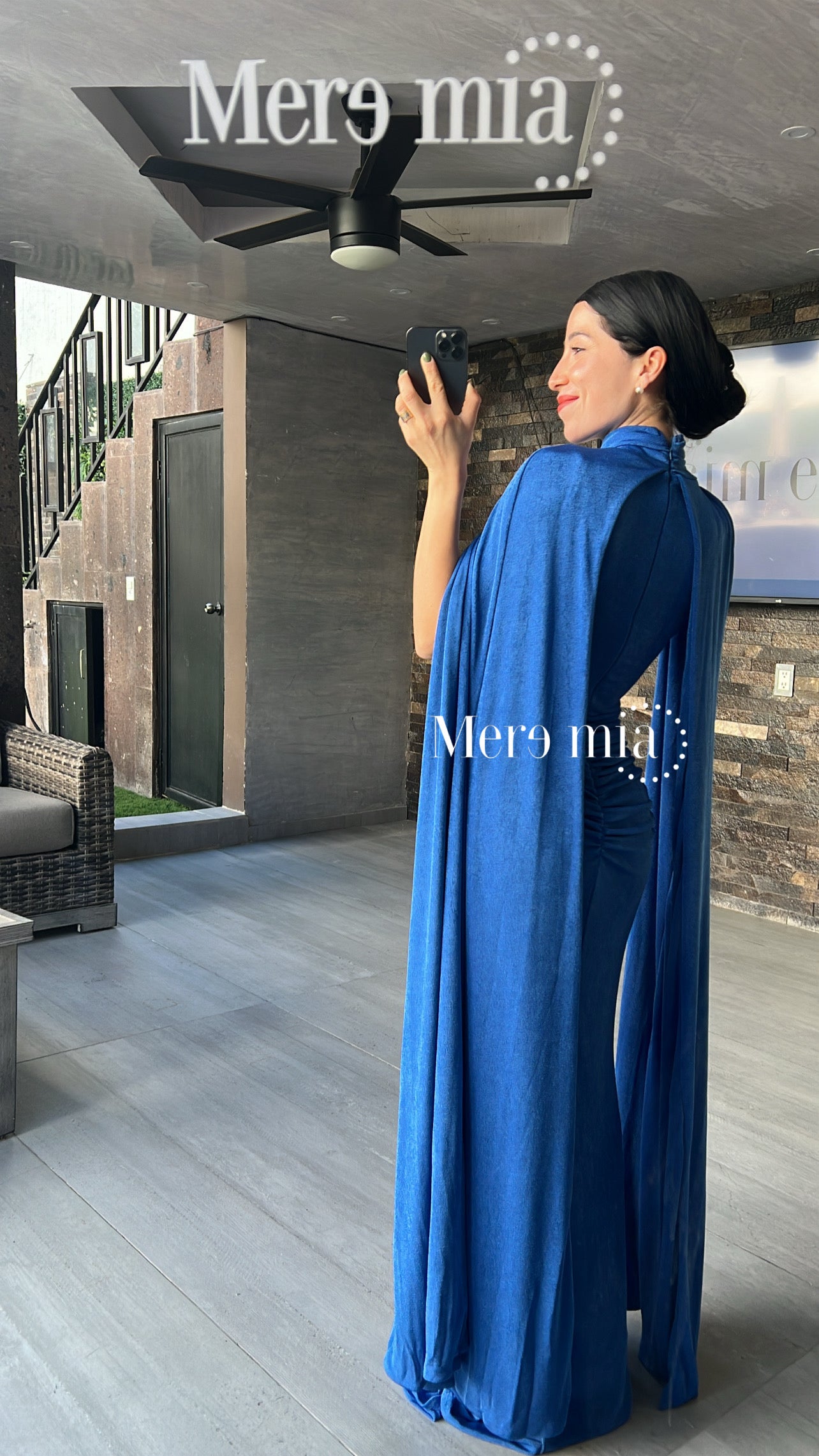 Vestido azul capa