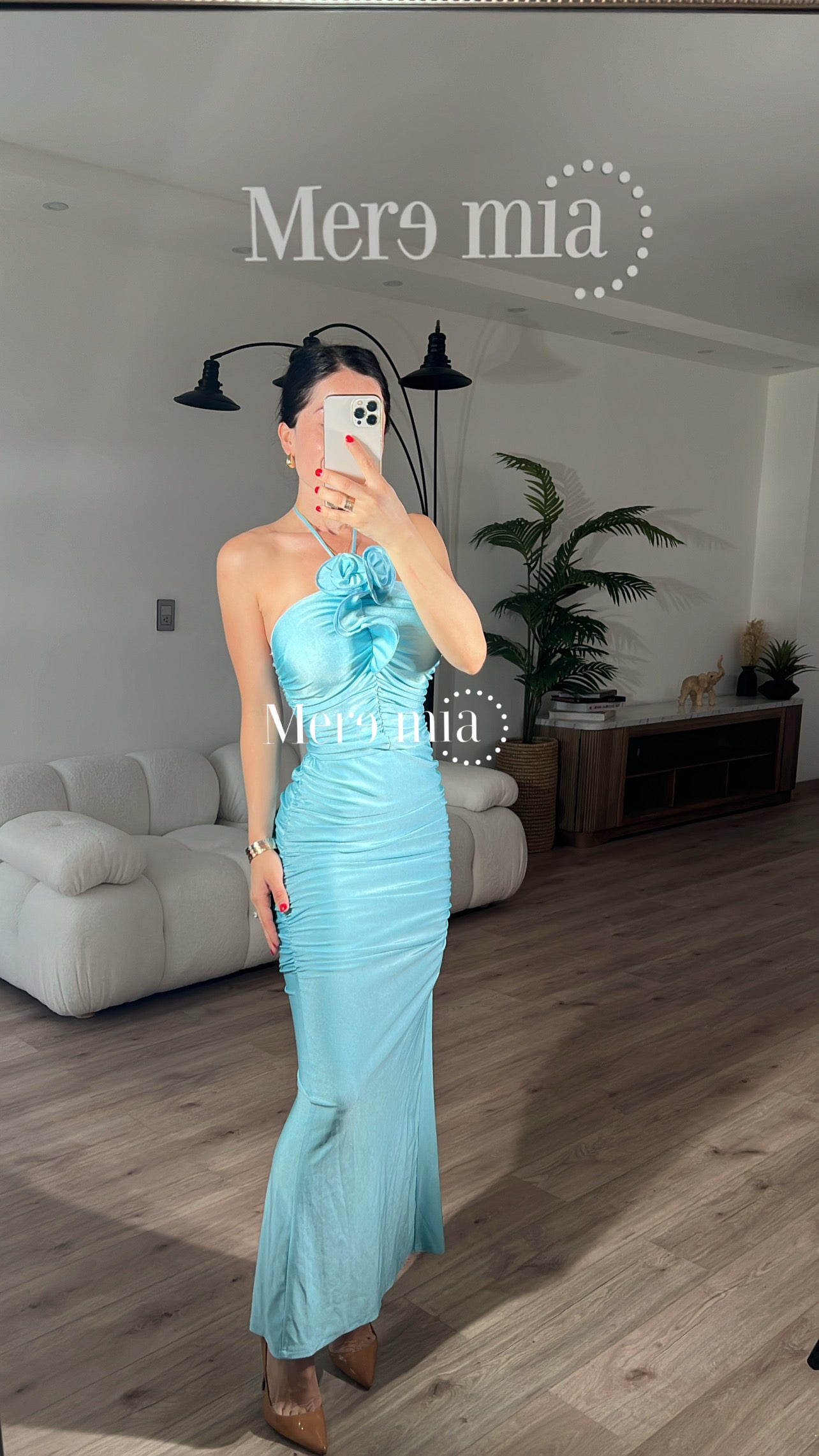 Vestido azul plisado flores