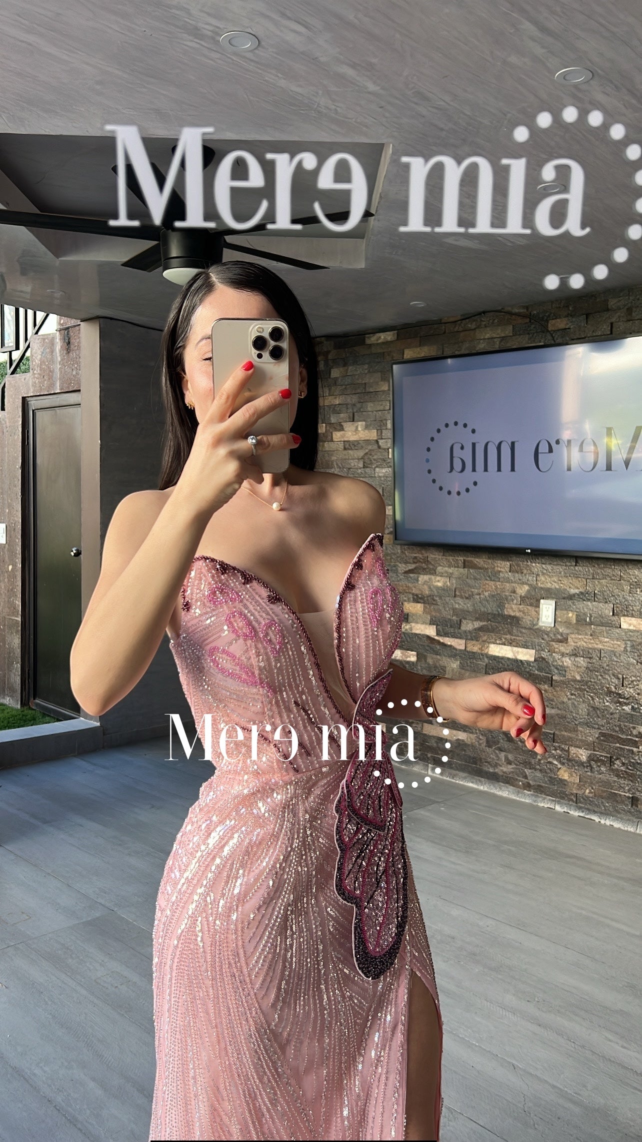 Vestido rosa mariposa uva