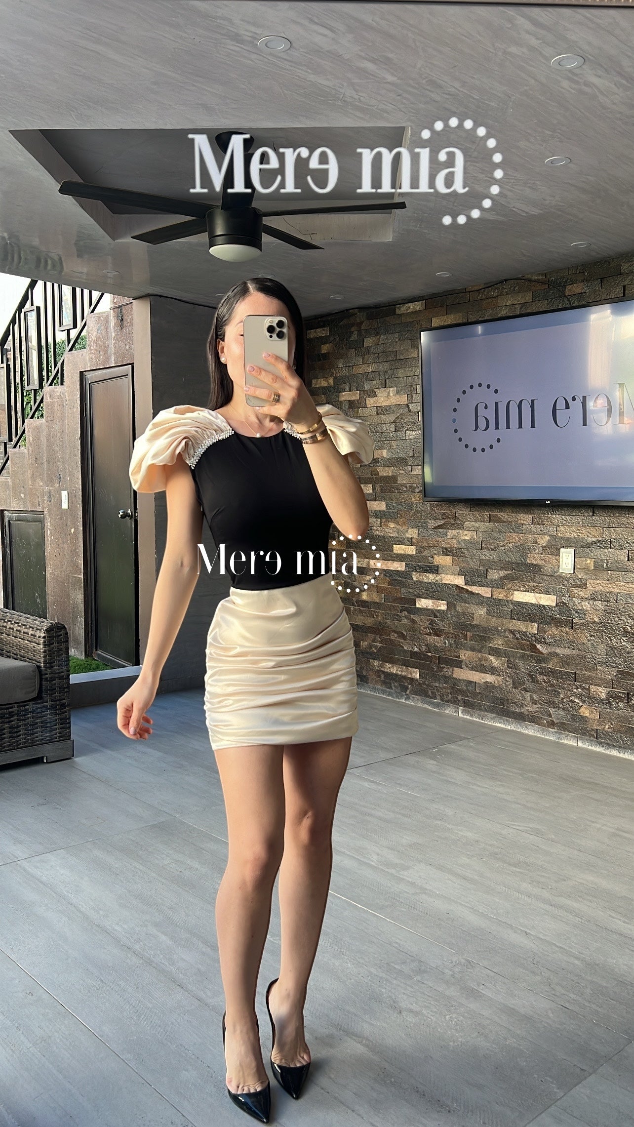 Vestido negro perla plisado