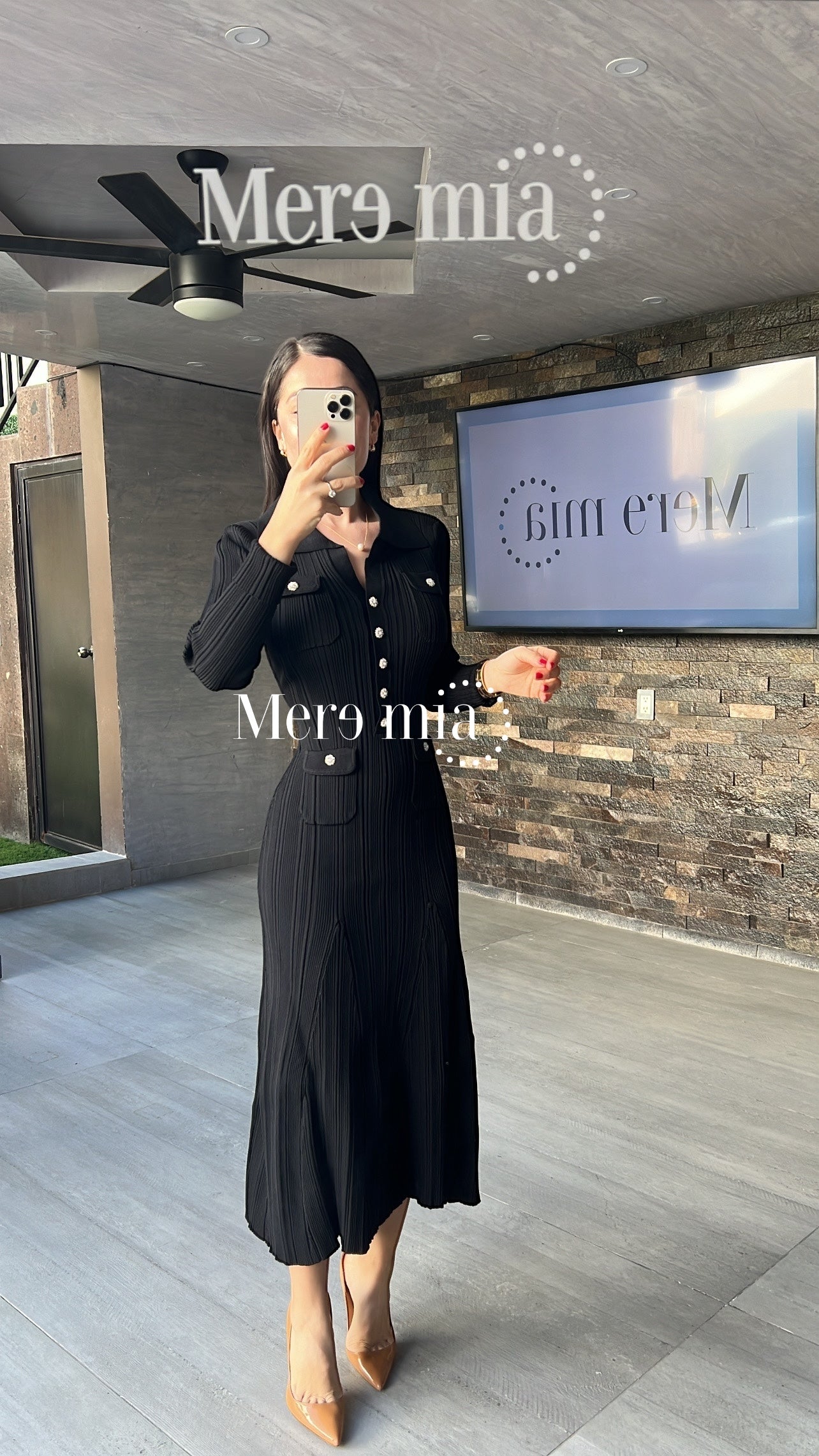 Vestido negro rayado cuello