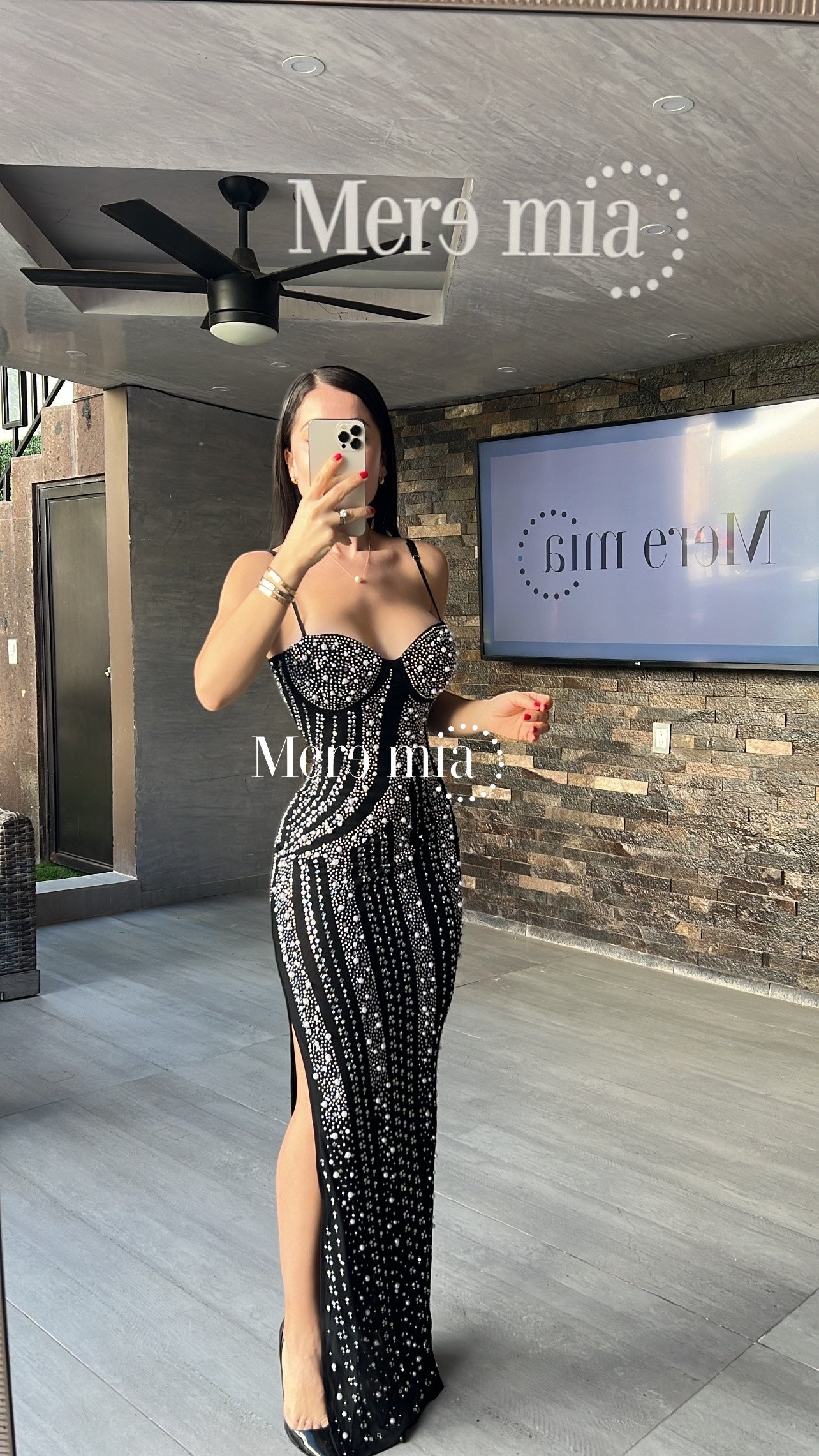 Vestido negro perlas