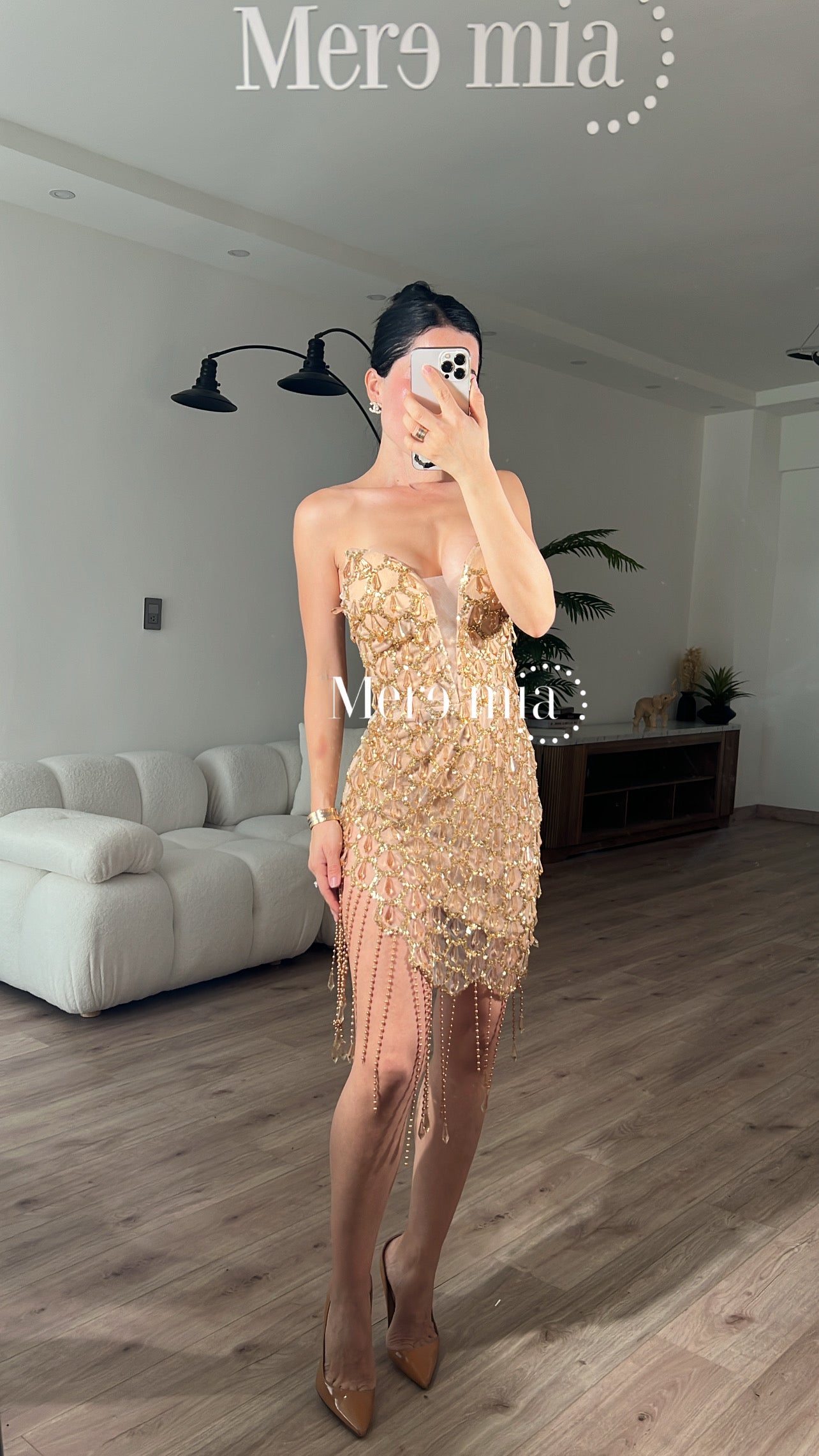 Vestido dorado lent barbas