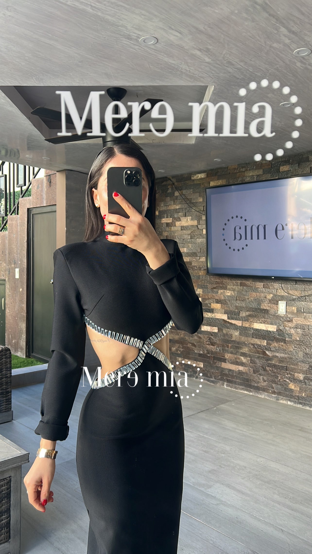 Vestido negro apl plata espalda