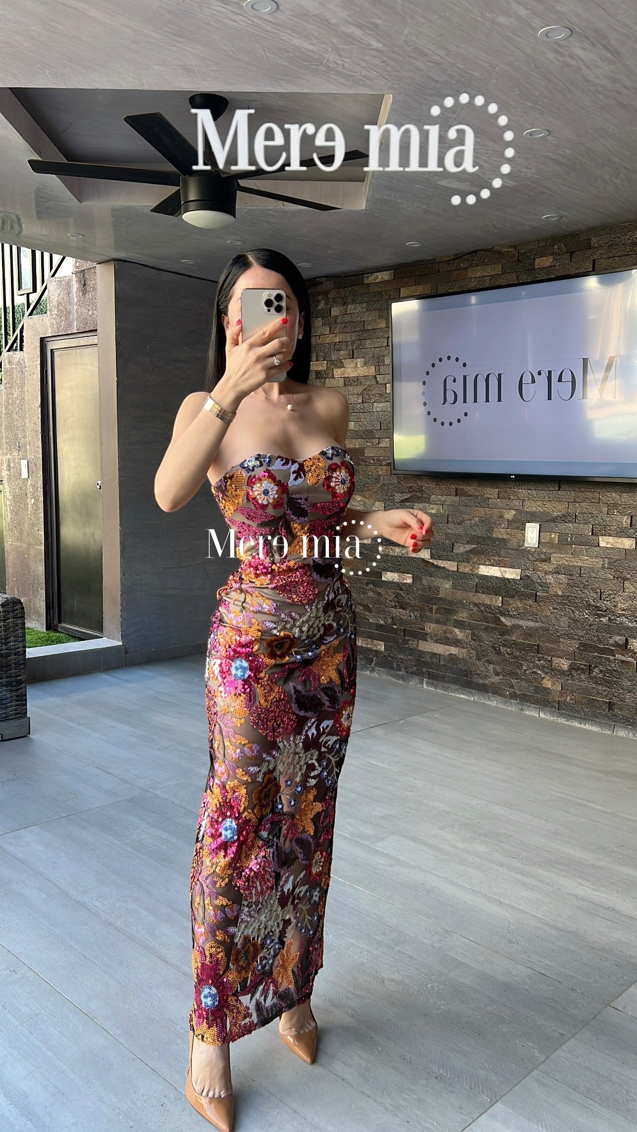 Vestido strapples flores