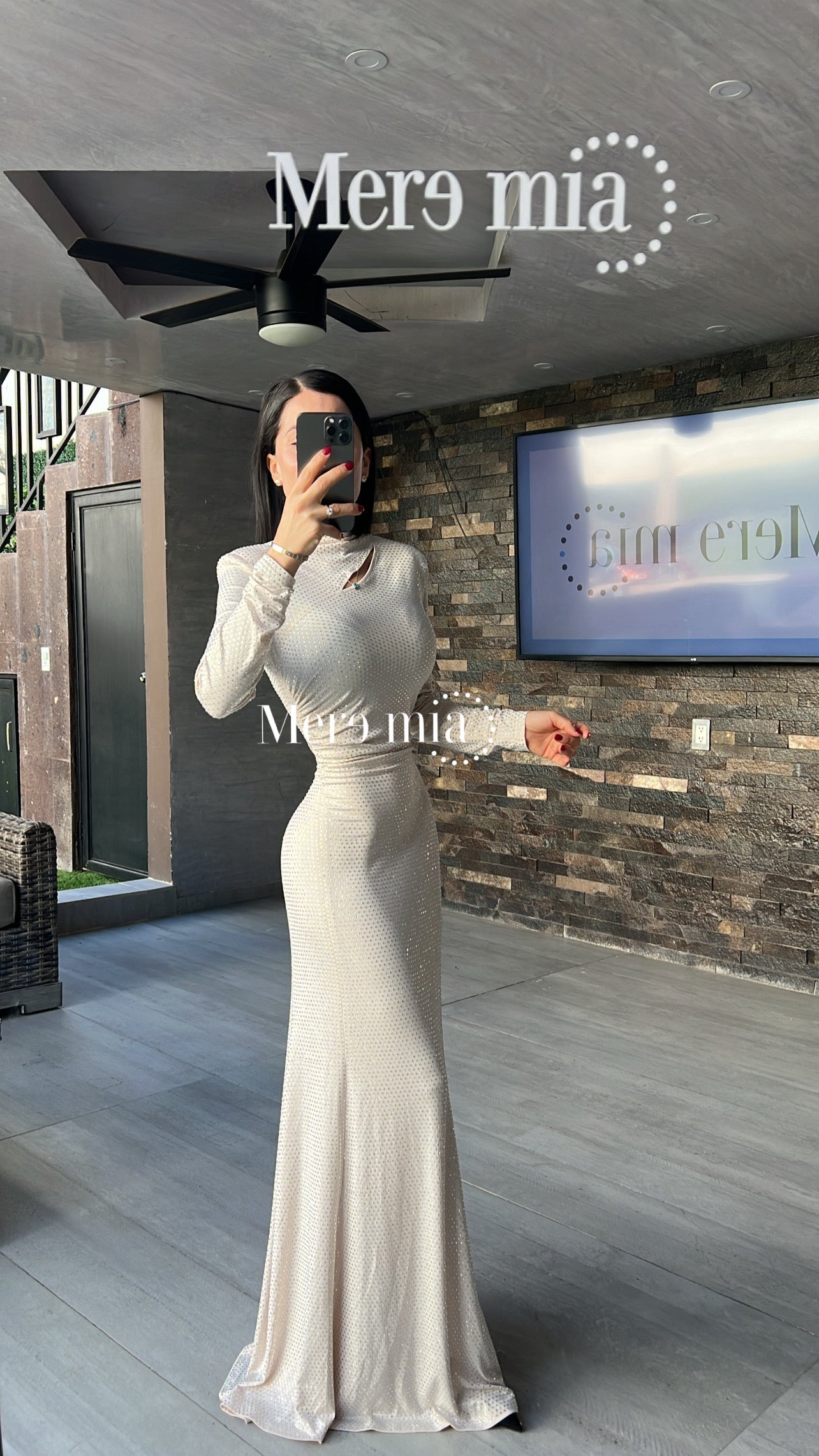 Vestido puntos hoyo plisado