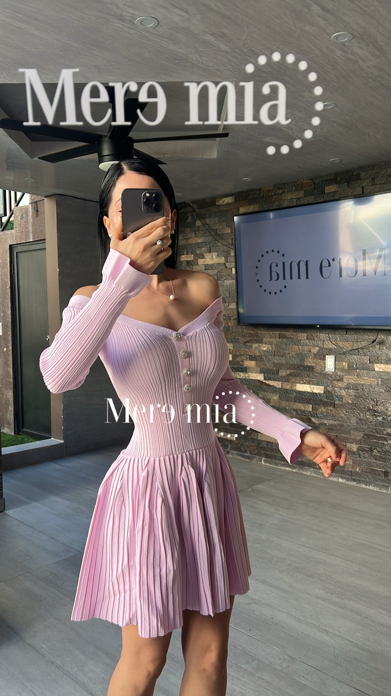 Vestido rosa rayado olanes