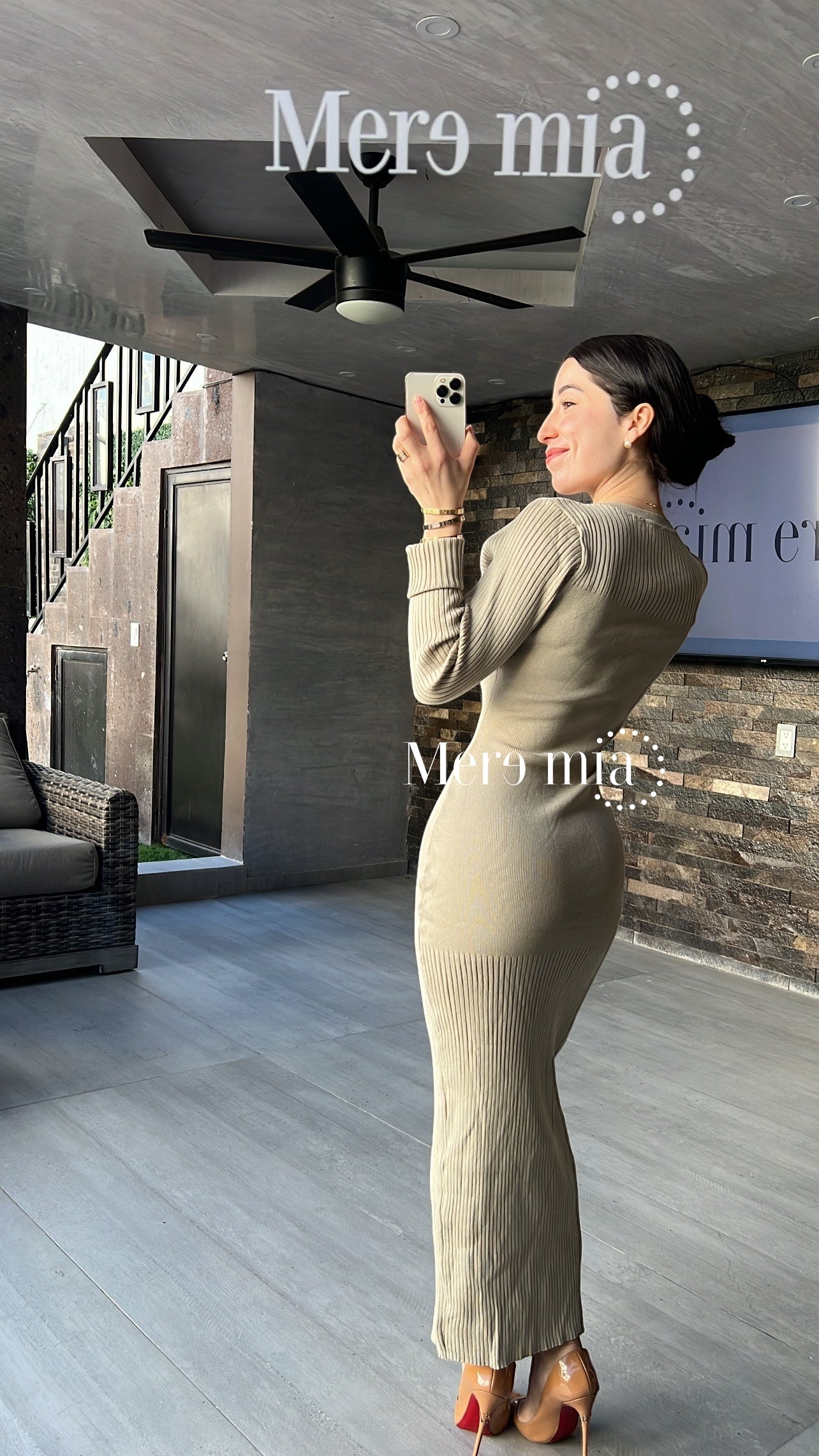 Vestido beige sweater