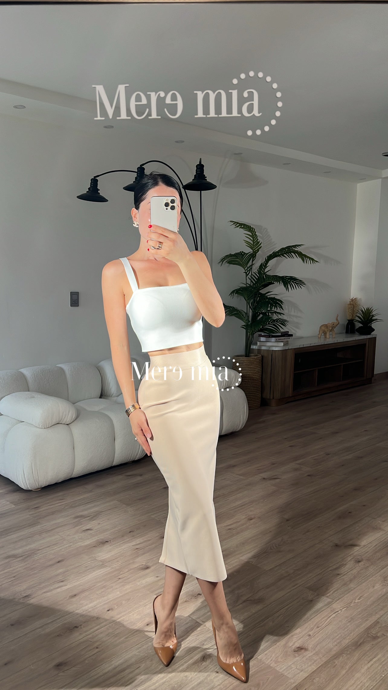 Falda beige midi