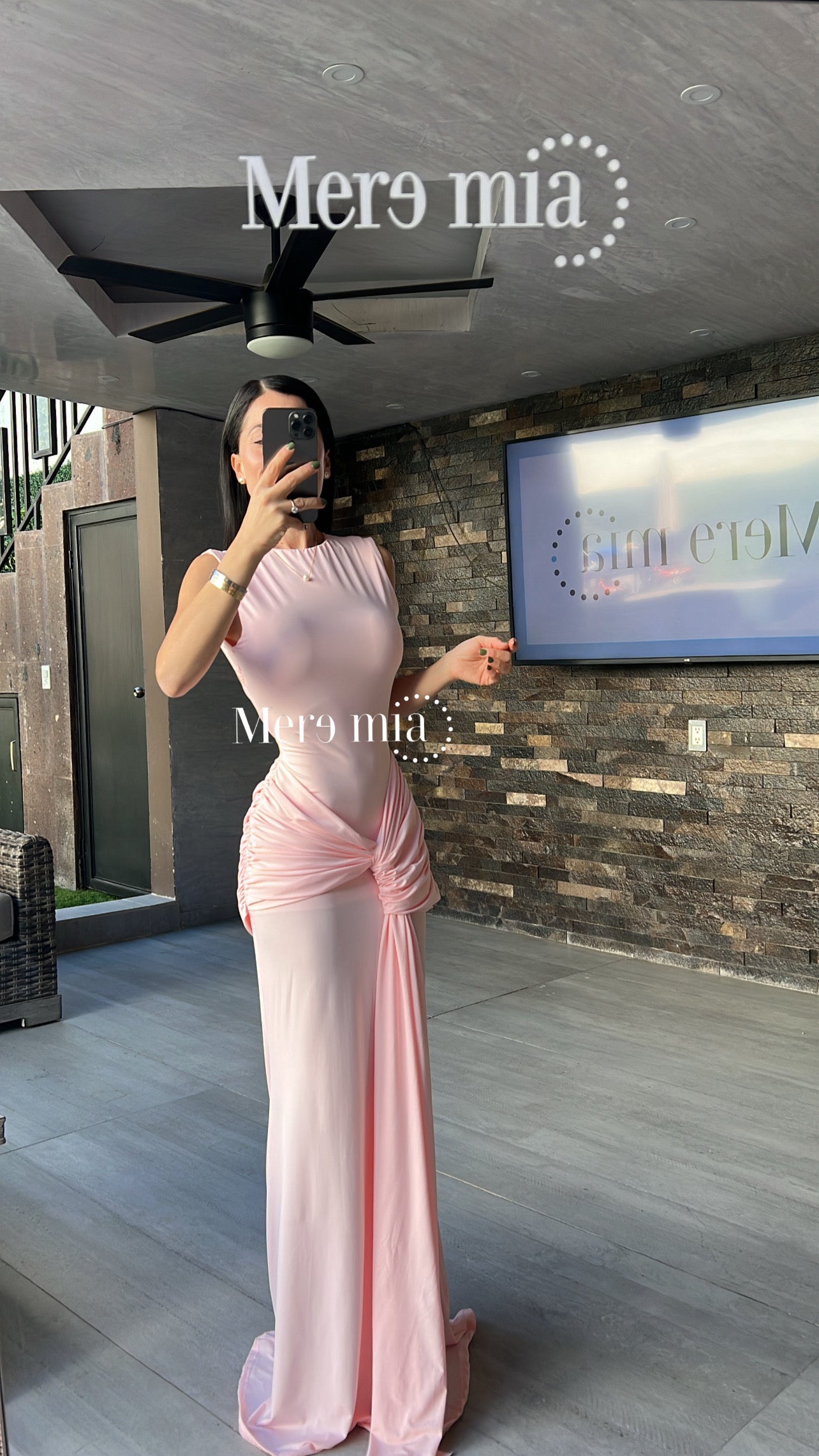 Vestido rosa plisado tira