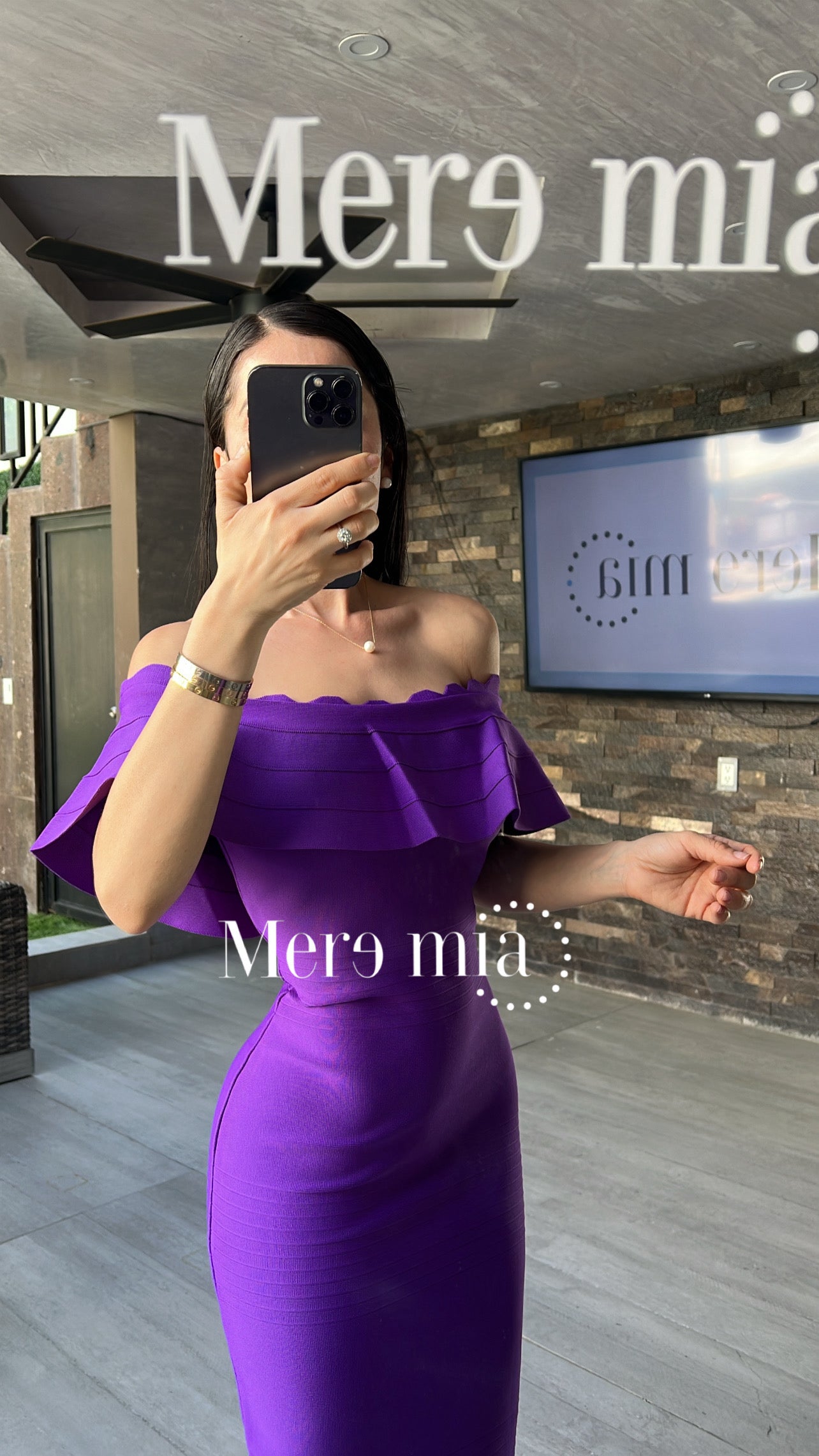 Vestido olan Ruff hombros