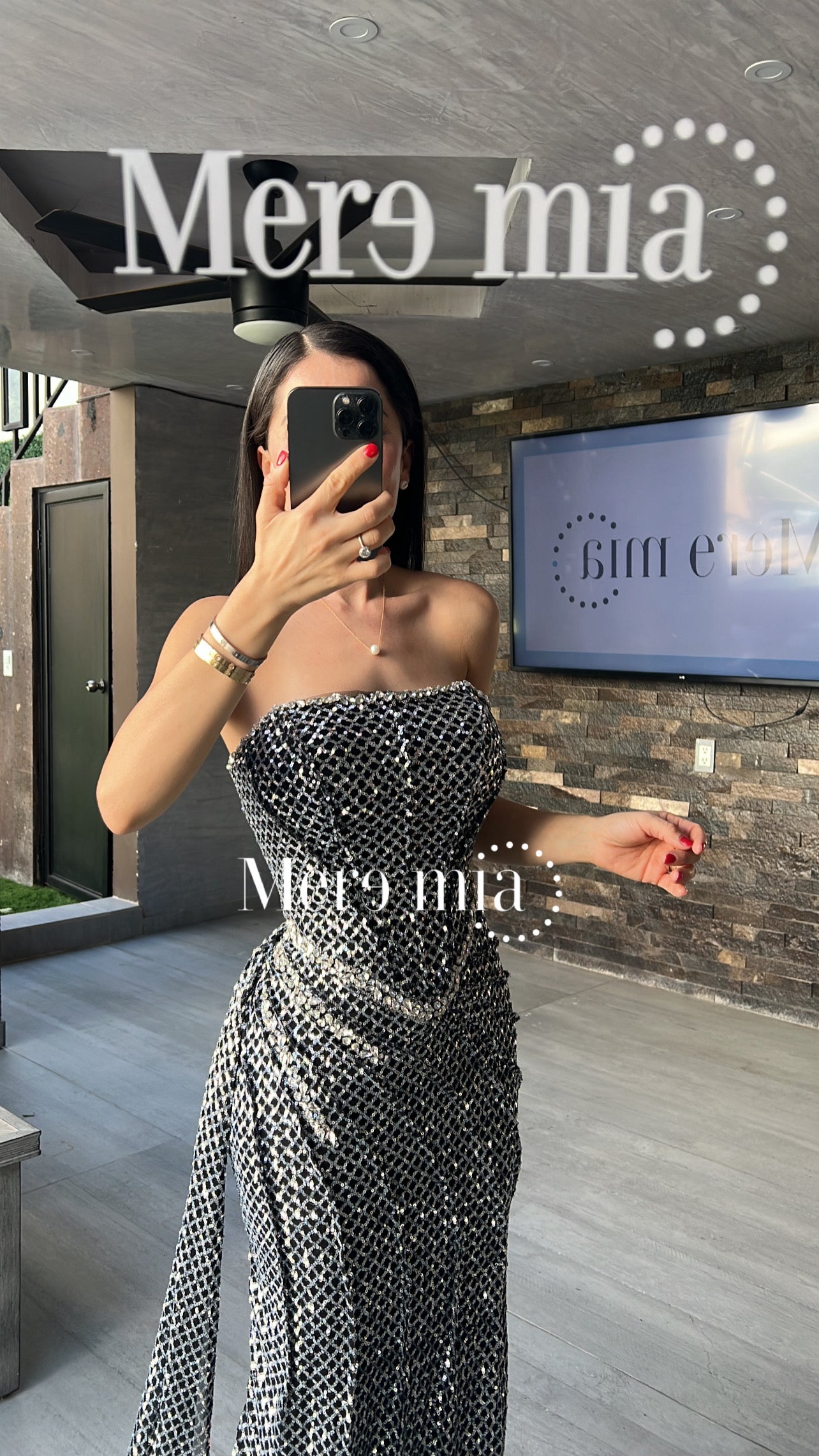 Vestido negro lent plata