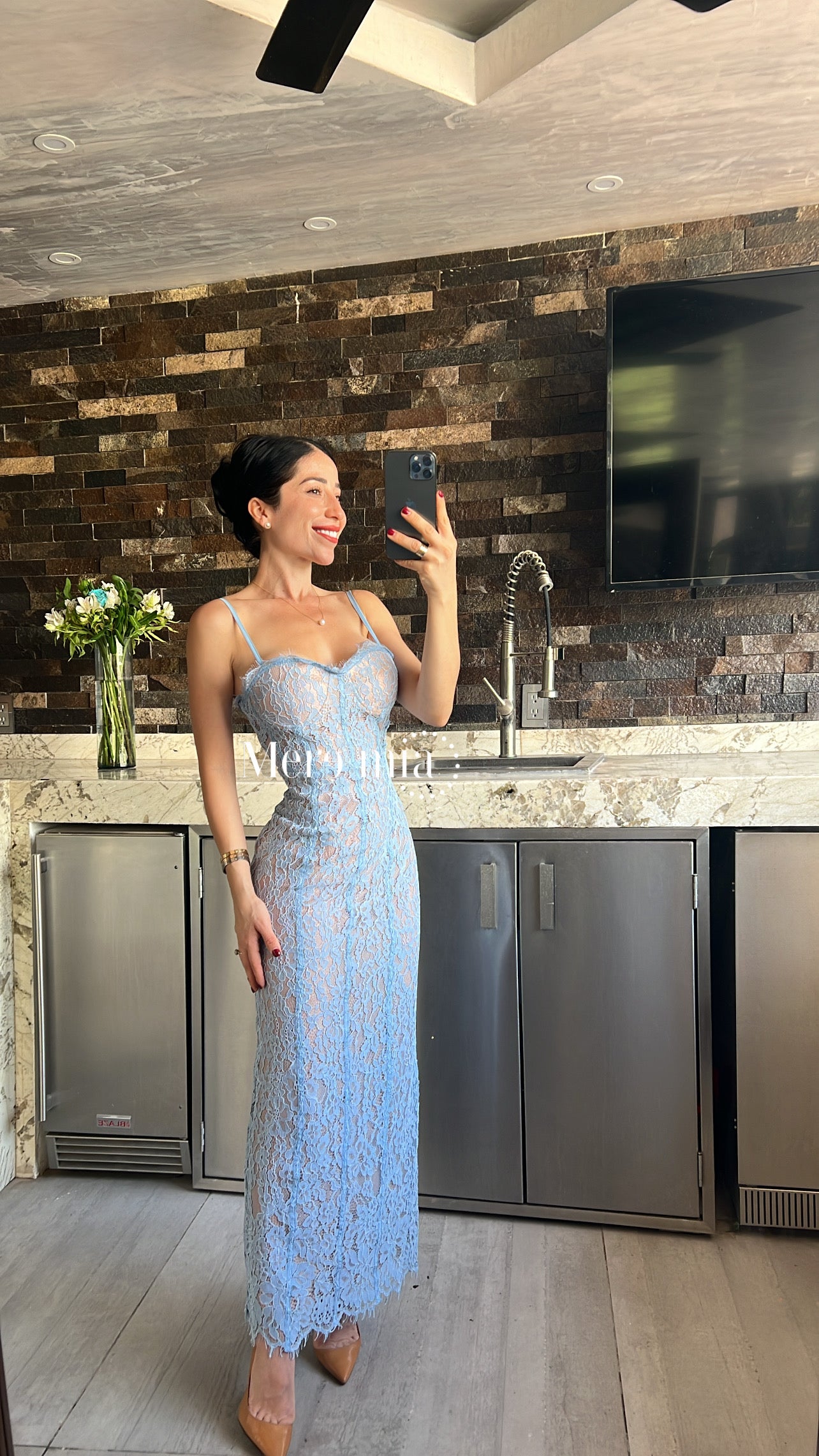Vestido encaje midi