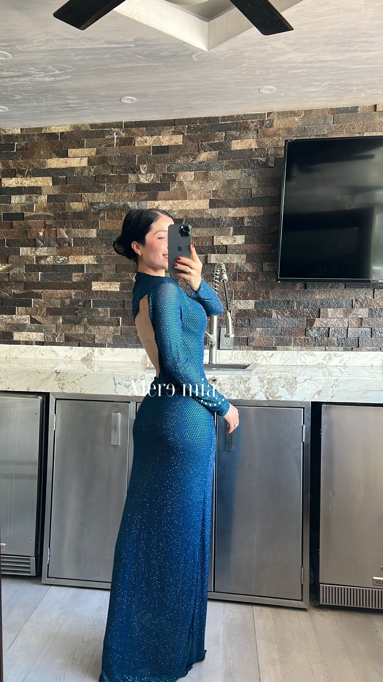 Vestido azul espalda asimétrica