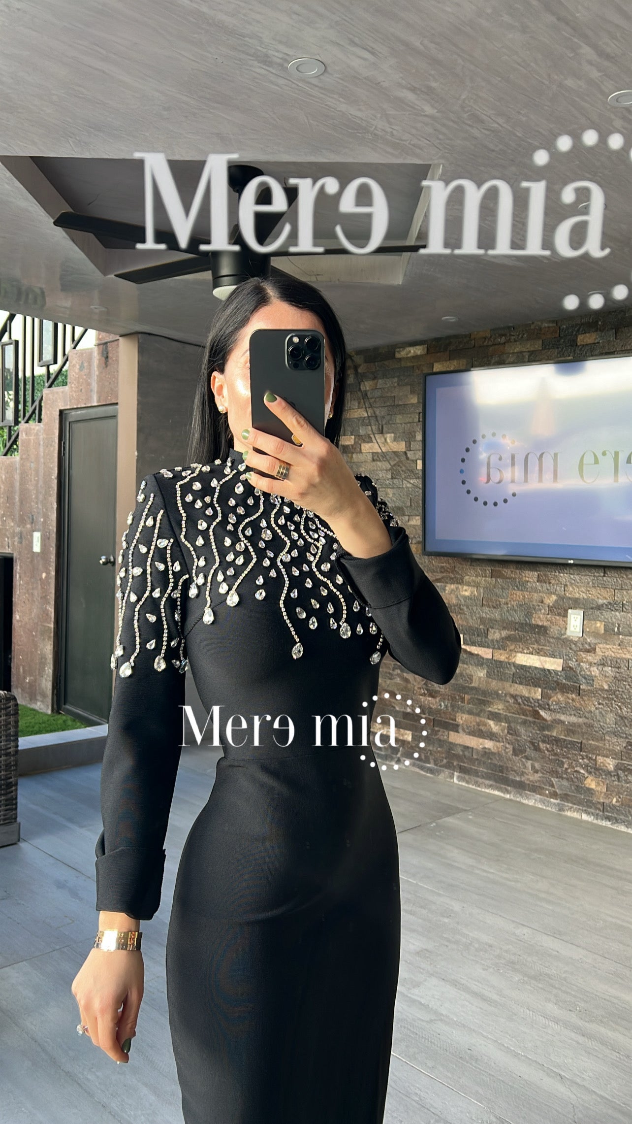 Vestido negro gotas cristales