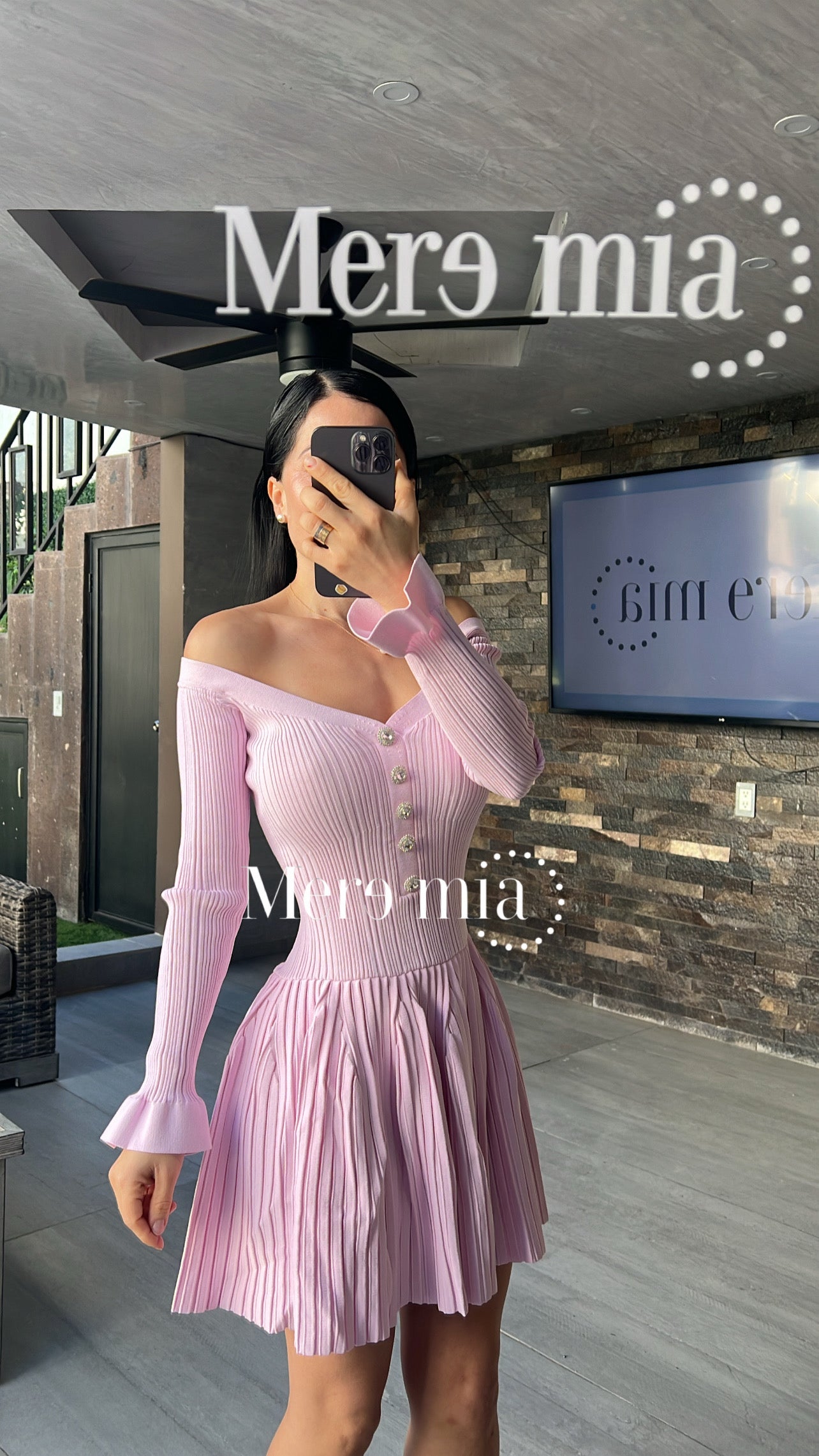 Vestido rosa rayado olanes