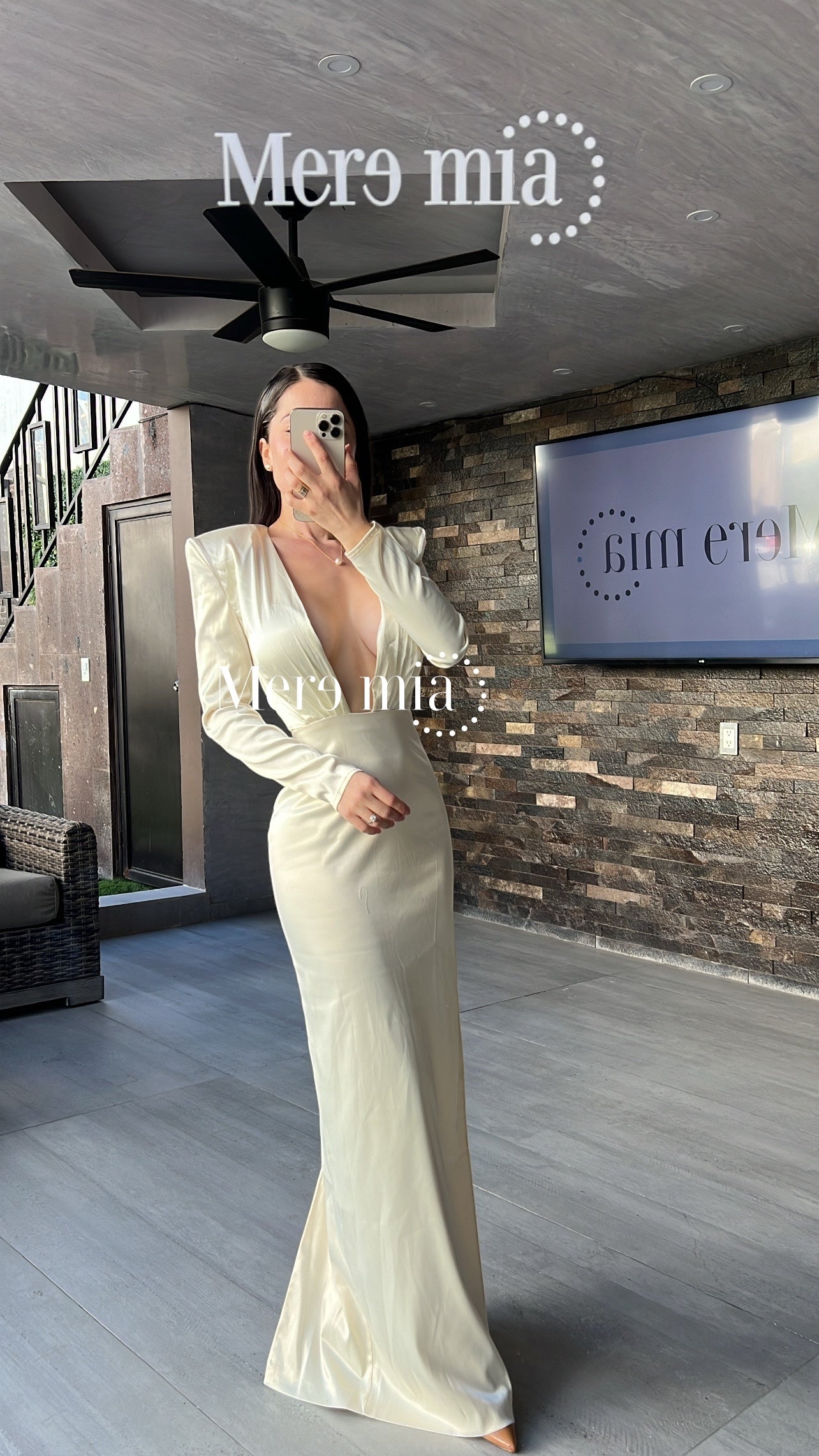 Vestido perla escote V