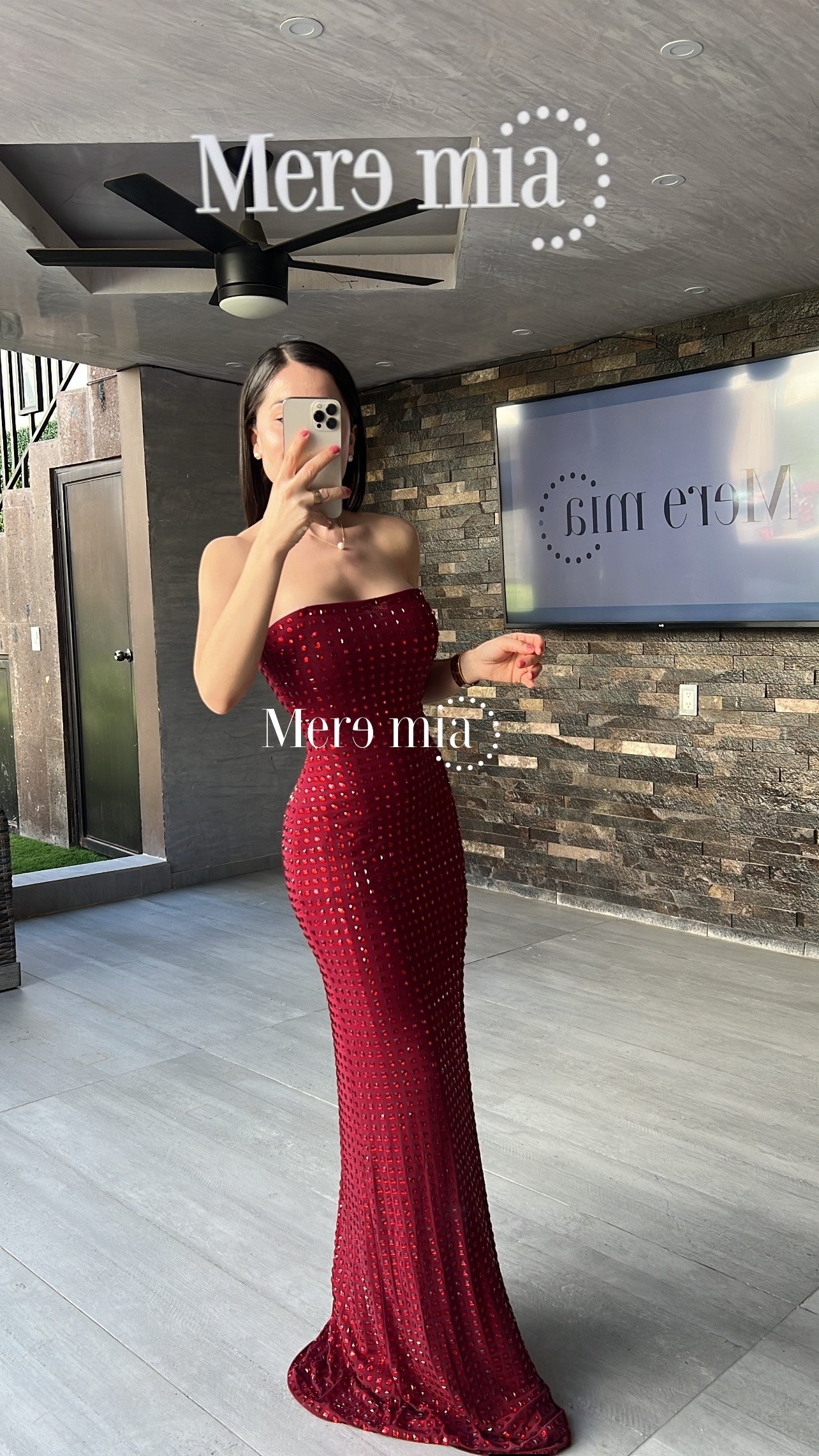 Vestido tinto puntos